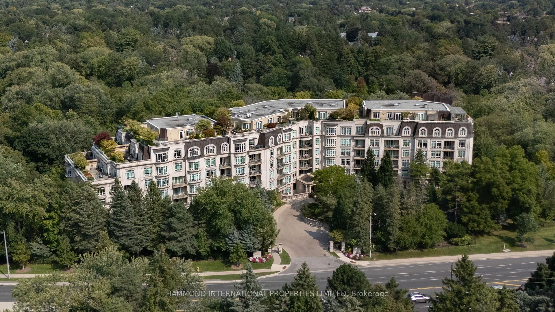 7071 Bayview Avenue, #215