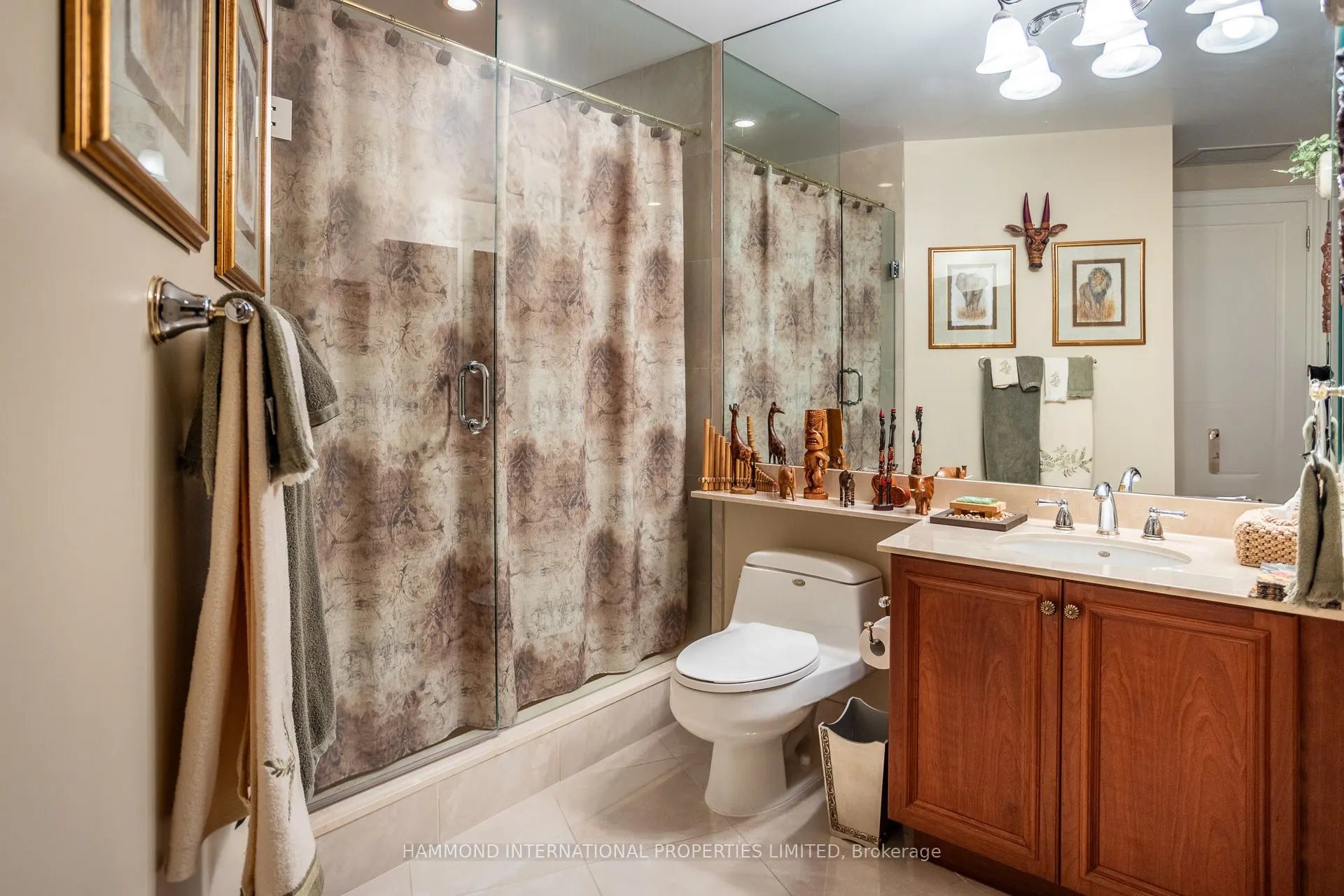 7071 Bayview Avenue, #215