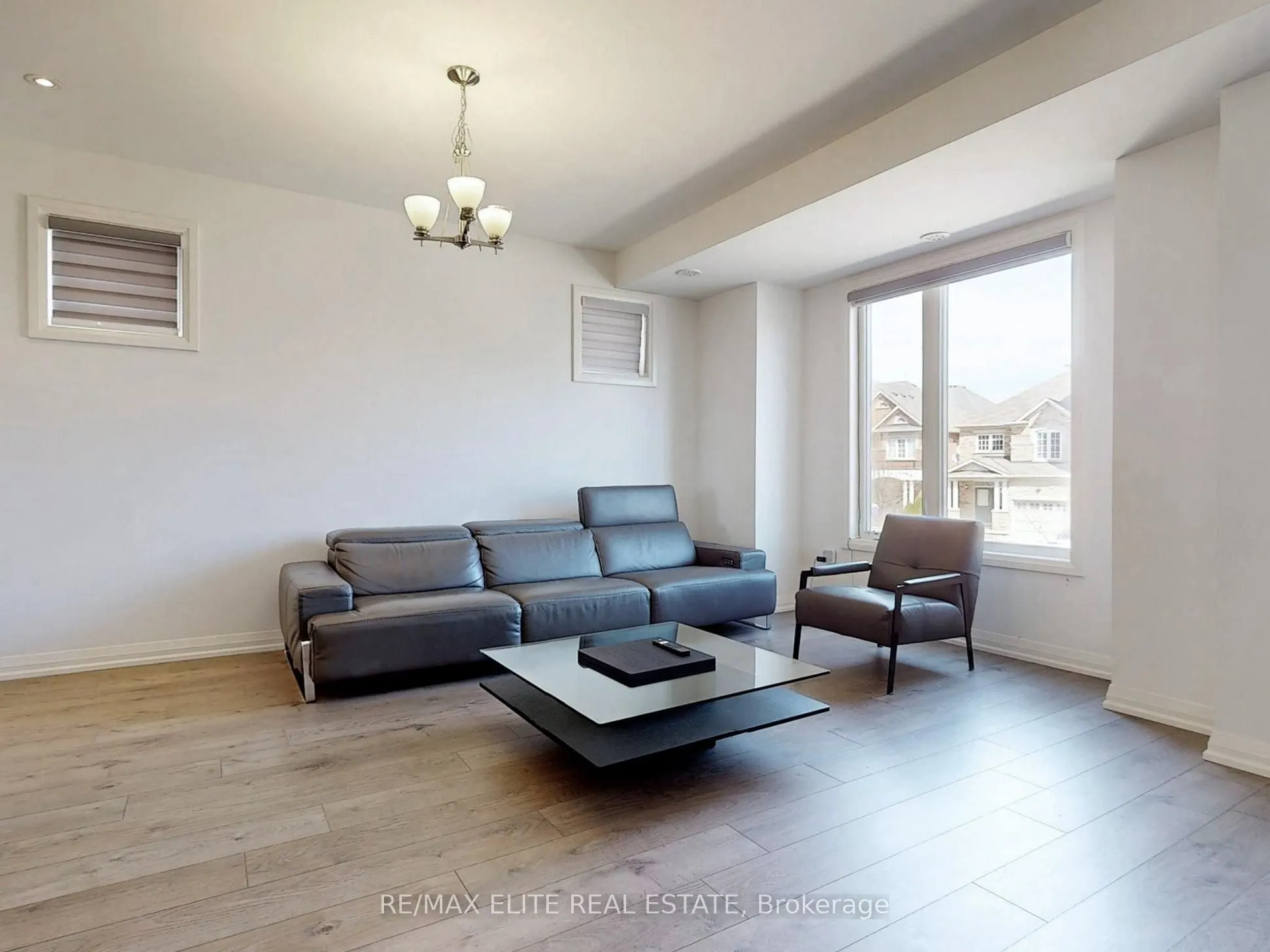 37 George Kirby Street