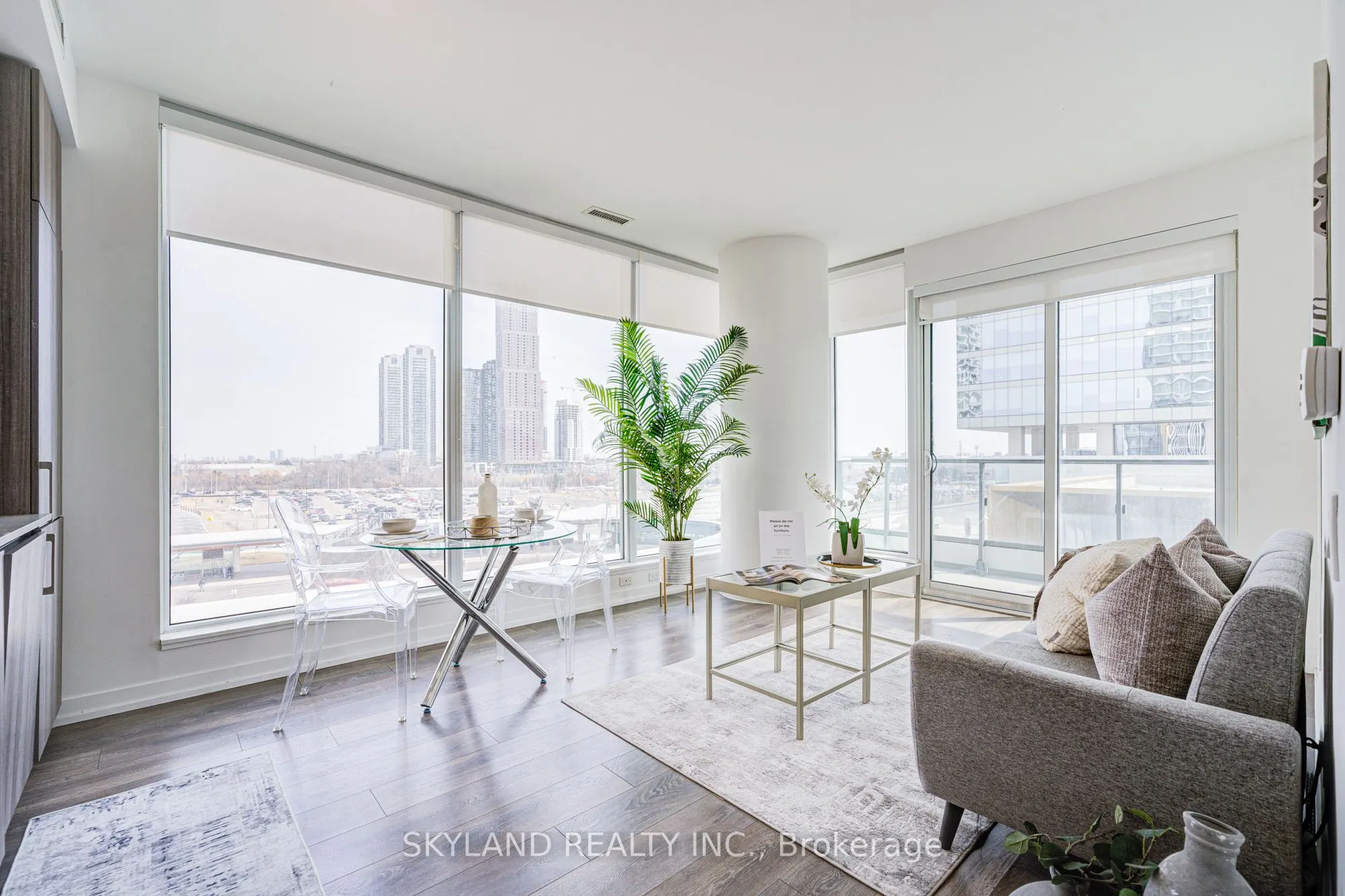 5 Buttermill Avenue, #601