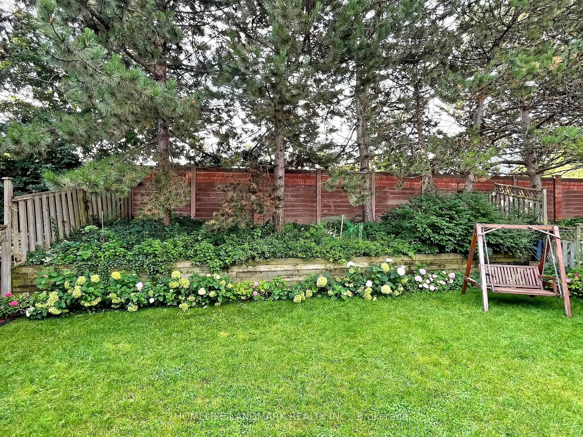 64 Bradgate Drive