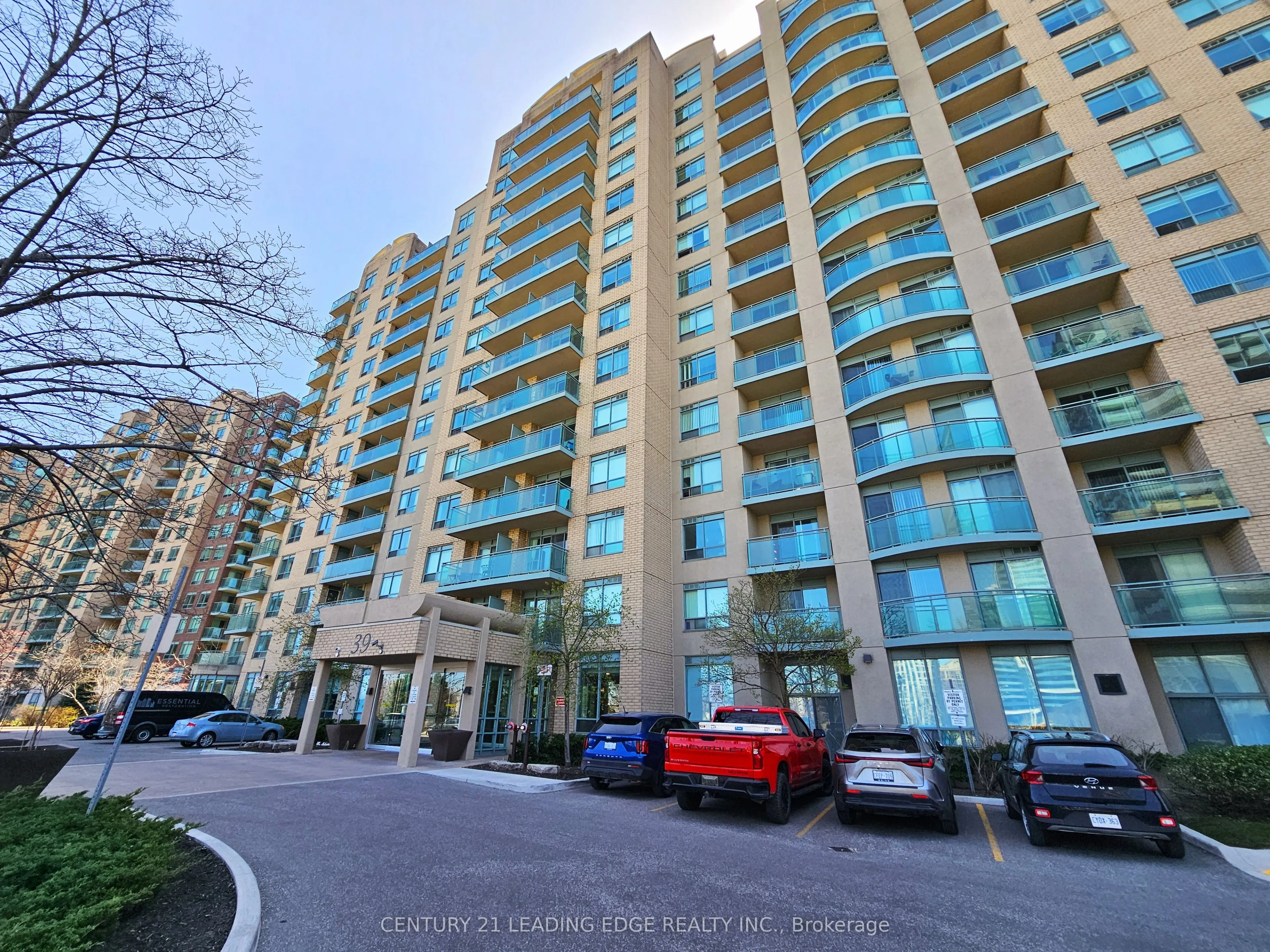 39 Oneida Crescent, #307