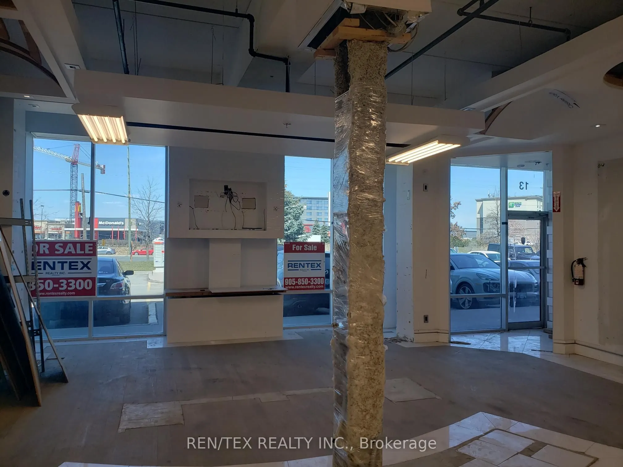 6175 Highway 7, #12 / 13