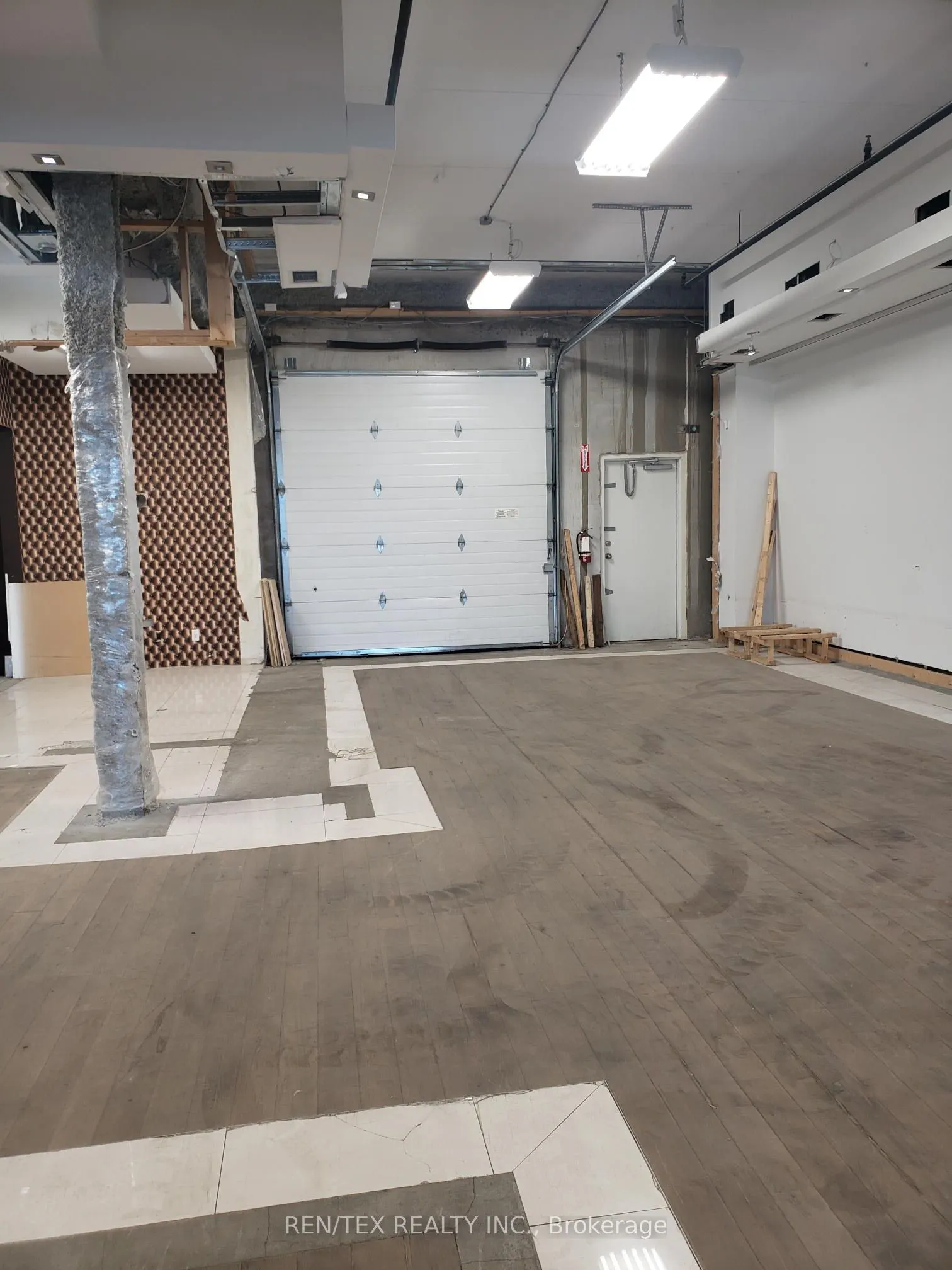 6175 Highway 7, #12 / 13