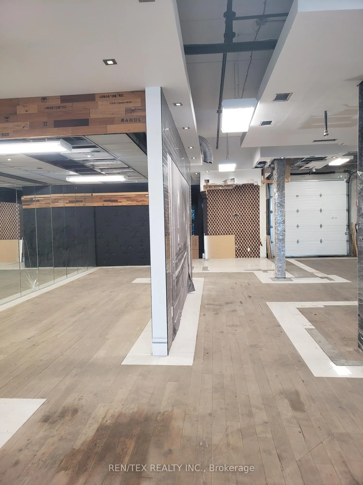 6175 Highway 7, #12 / 13