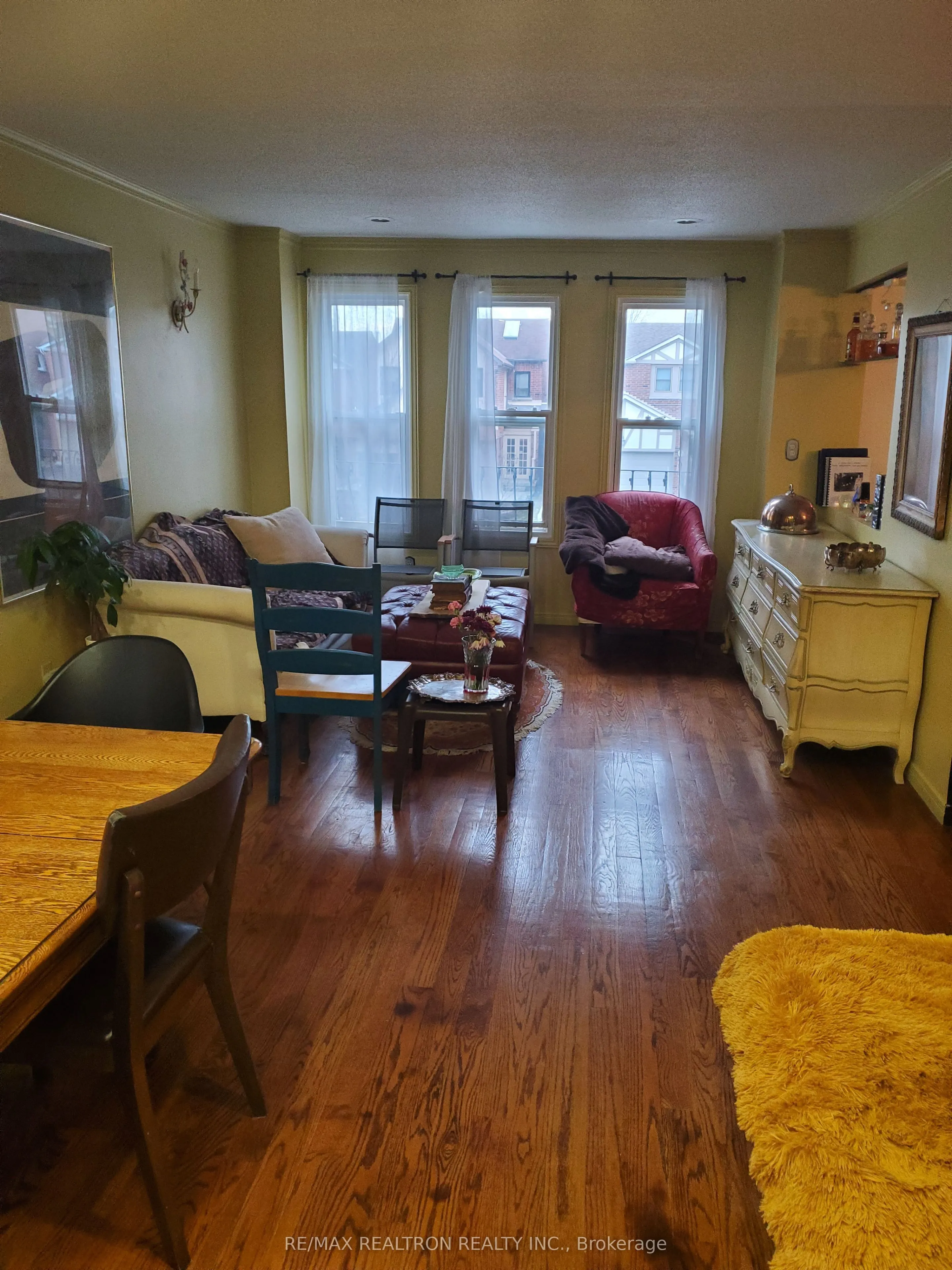 44 Roxborough Lane