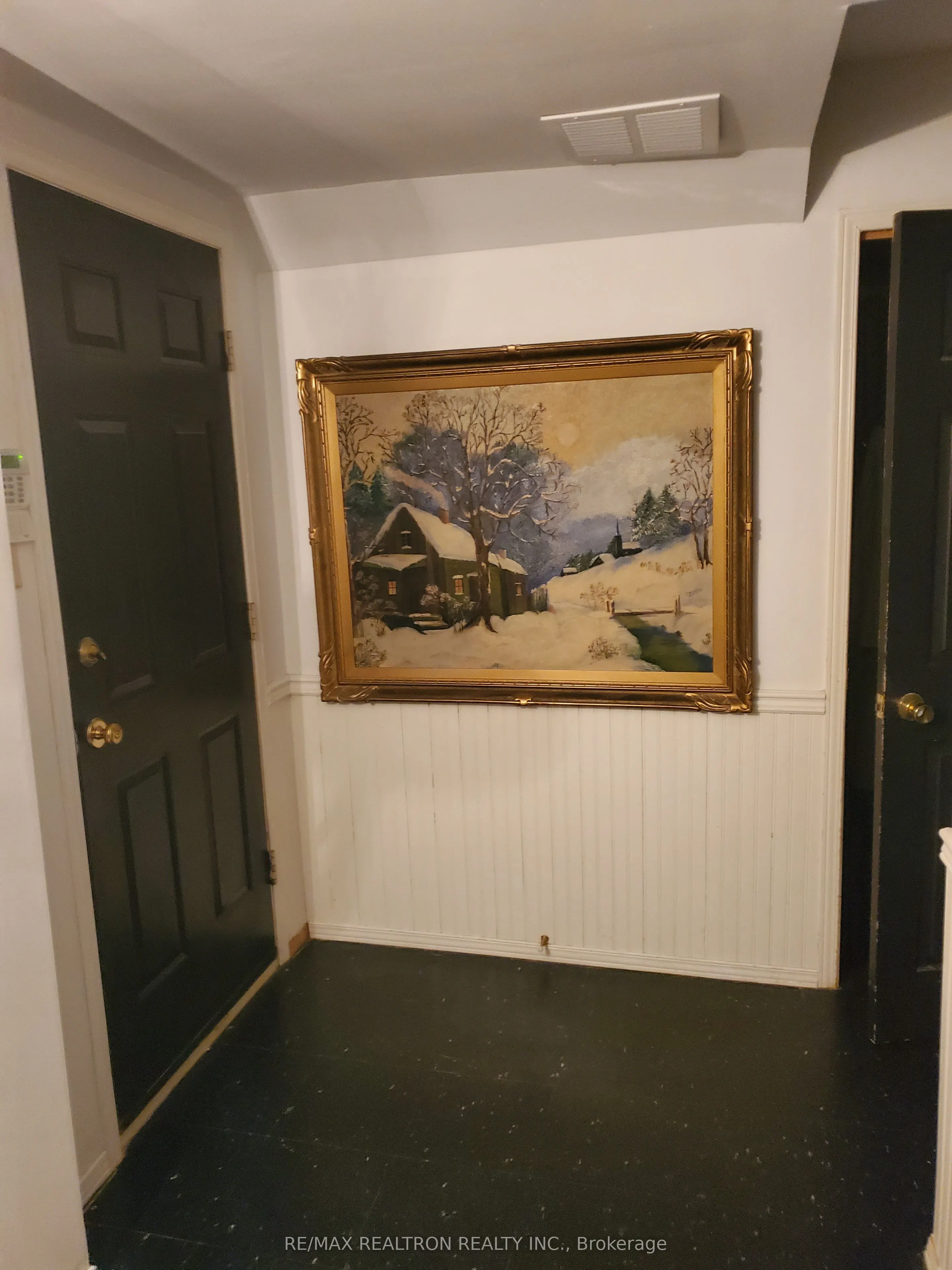 44 Roxborough Lane