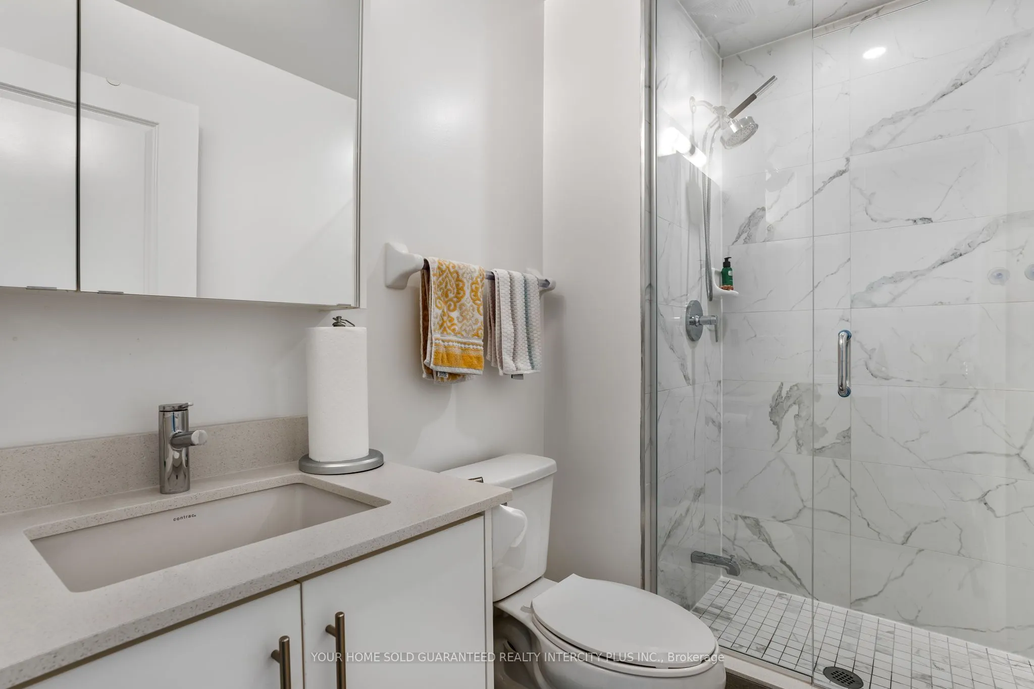 85 Oneida Crescent, #303