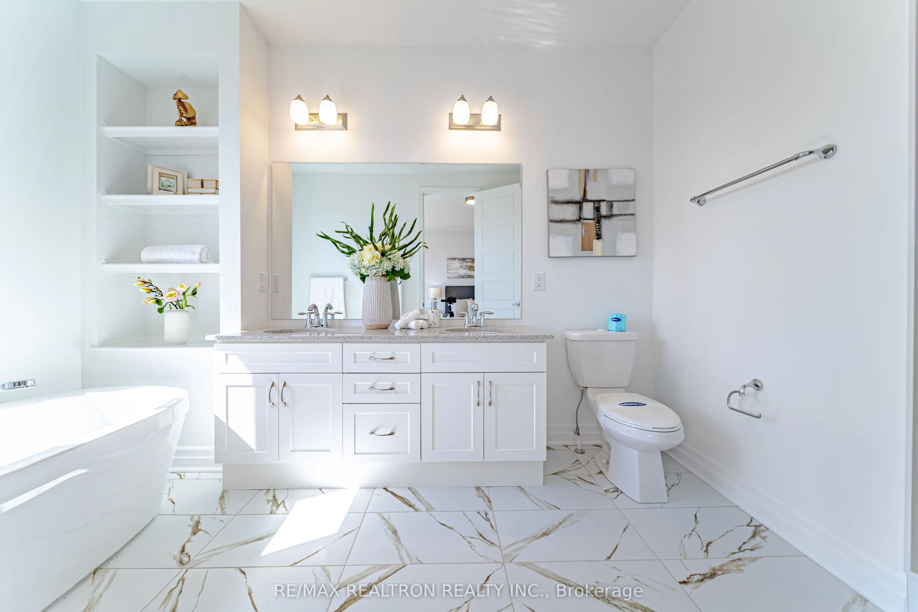 63 Greenridge Crescent