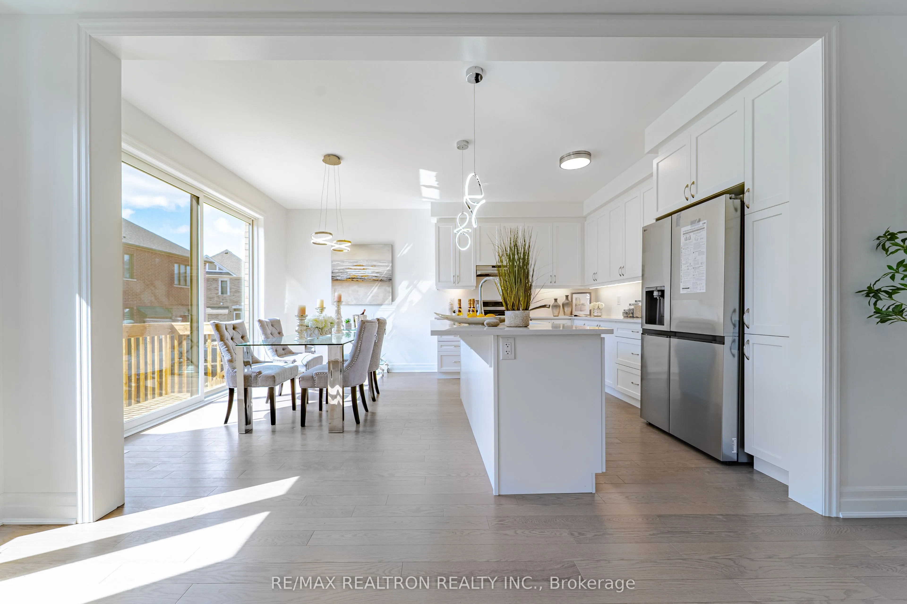 63 Greenridge Crescent