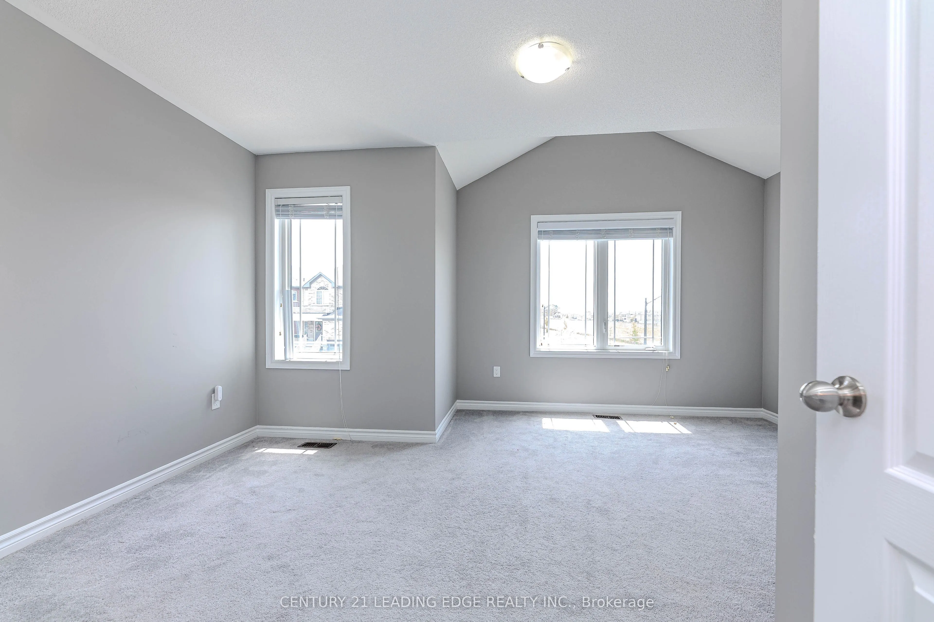 122 Mckenzie Way
