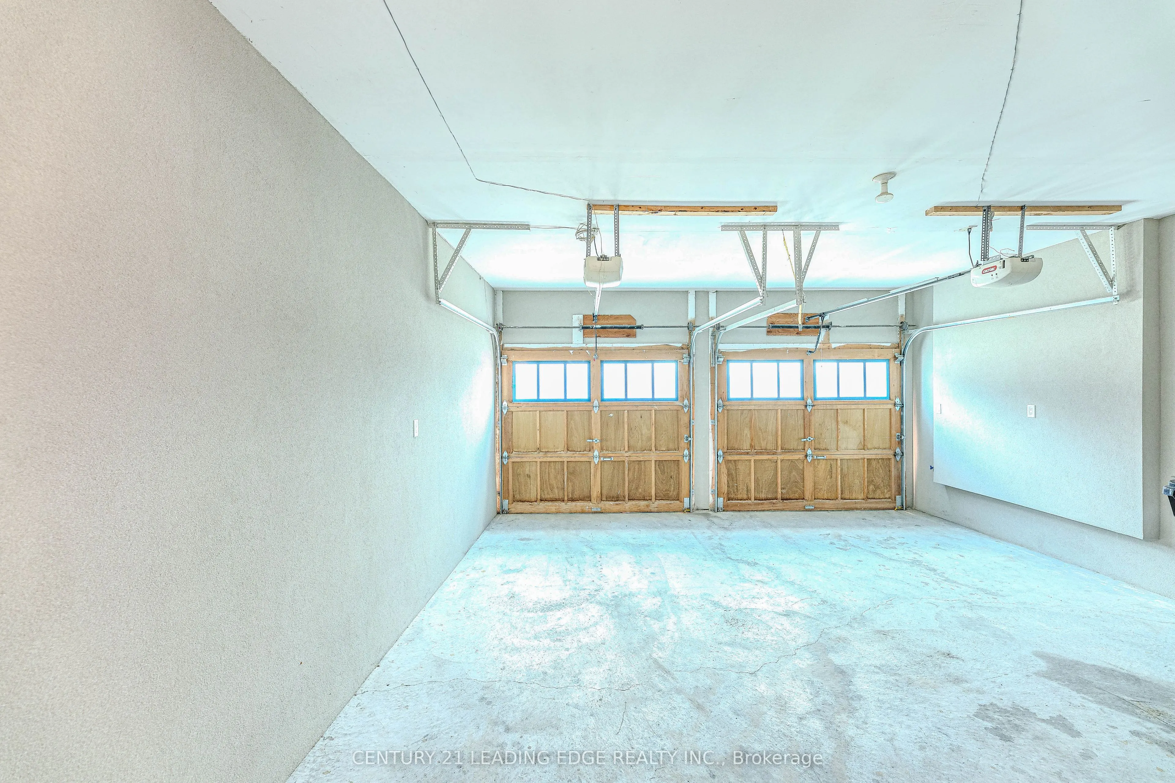 122 Mckenzie Way
