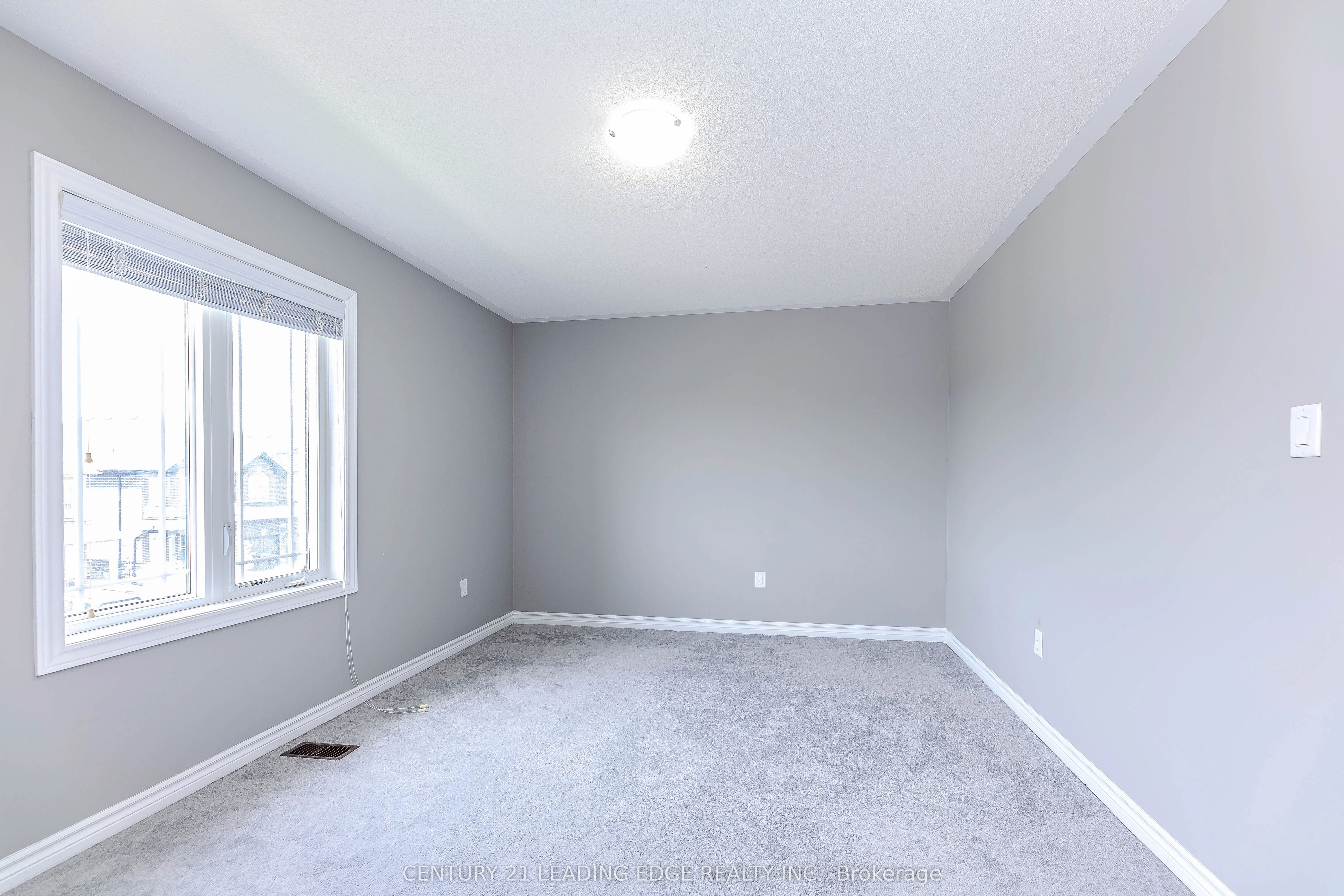 122 Mckenzie Way