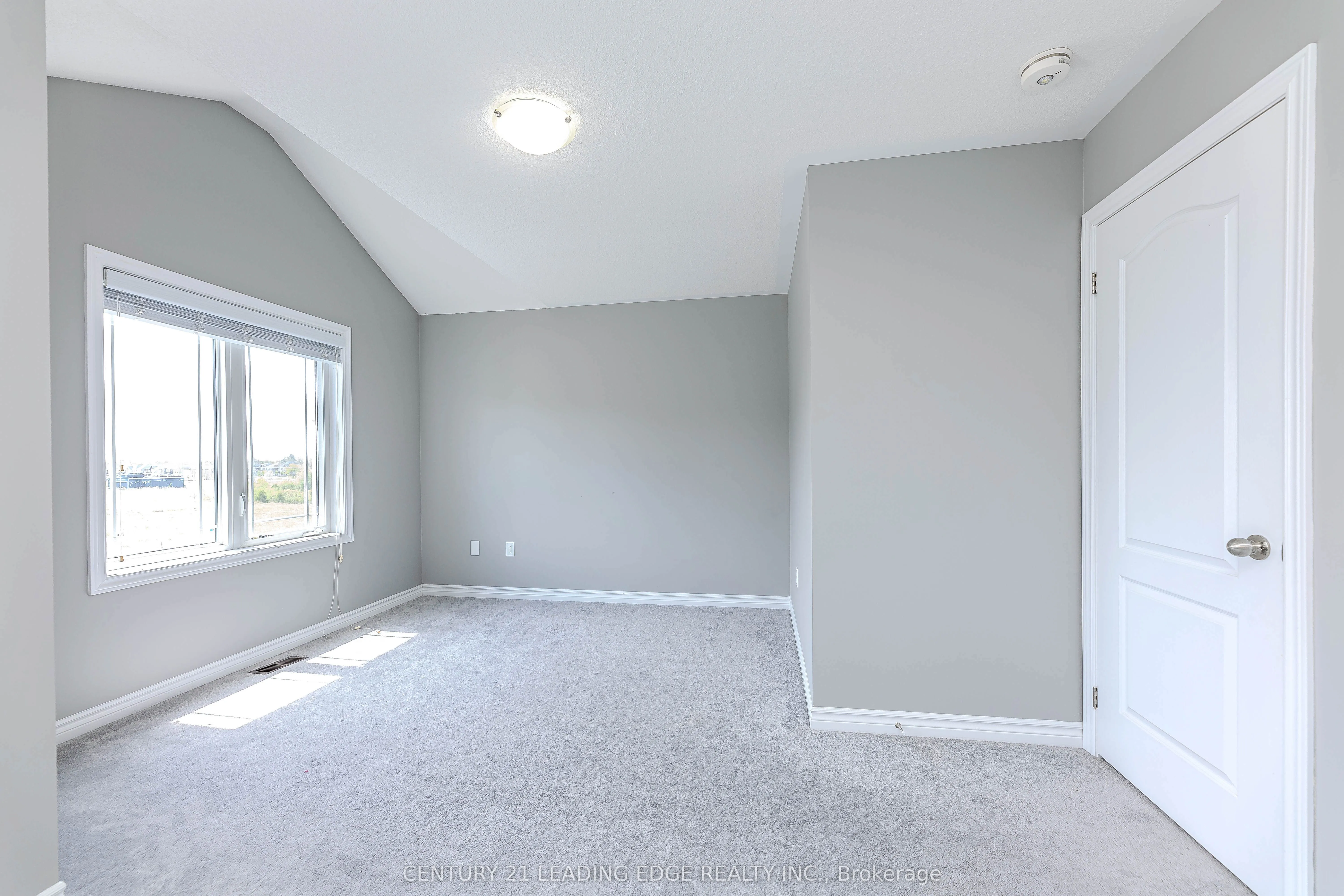 122 Mckenzie Way