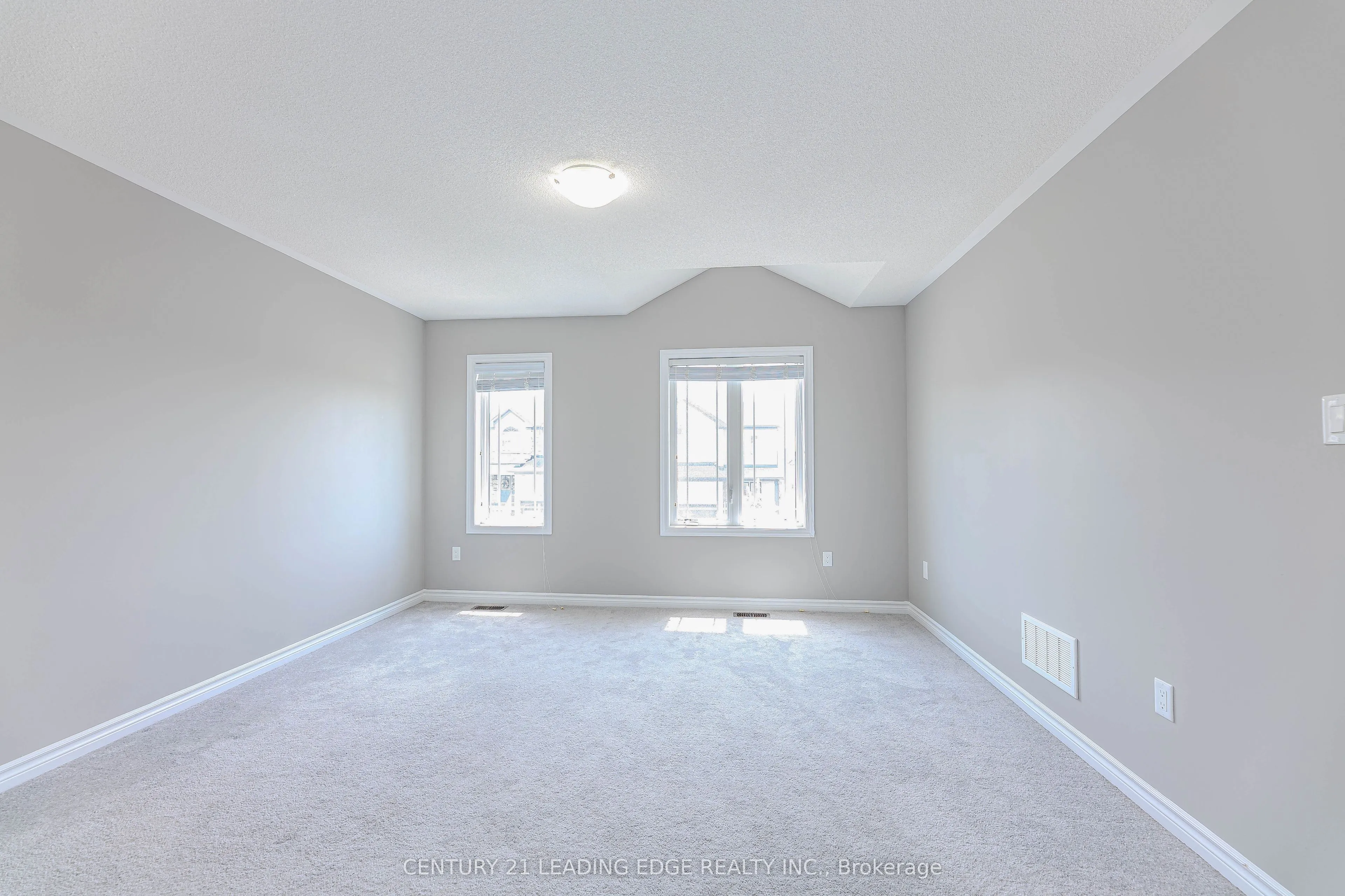 122 Mckenzie Way