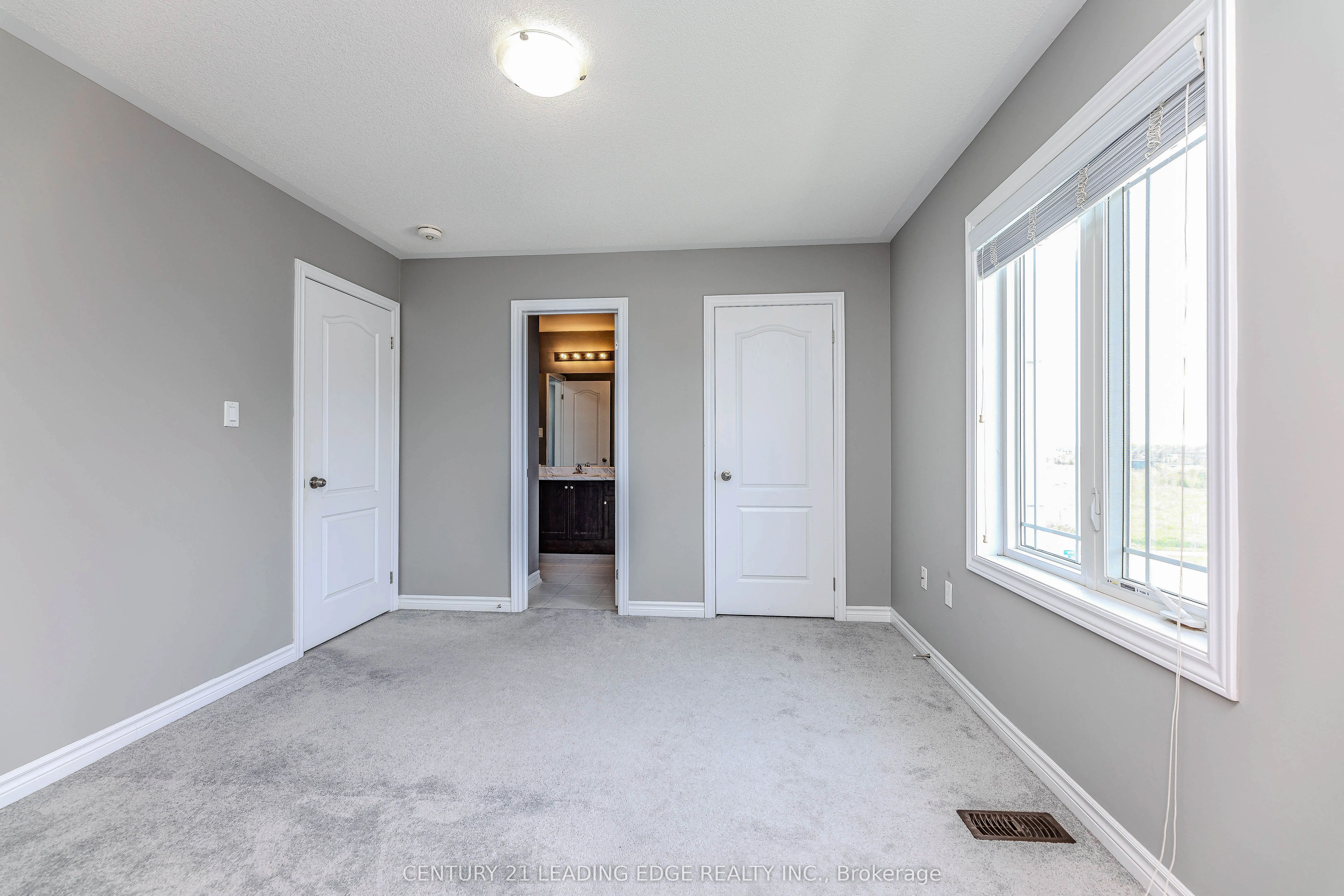 122 Mckenzie Way