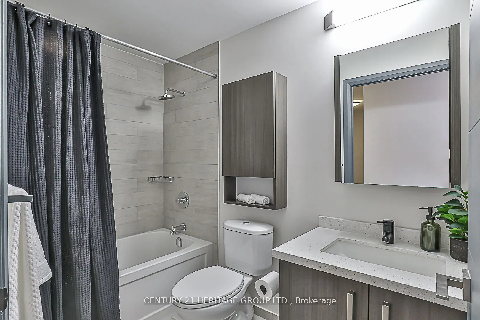 18 Uptown Drive #217