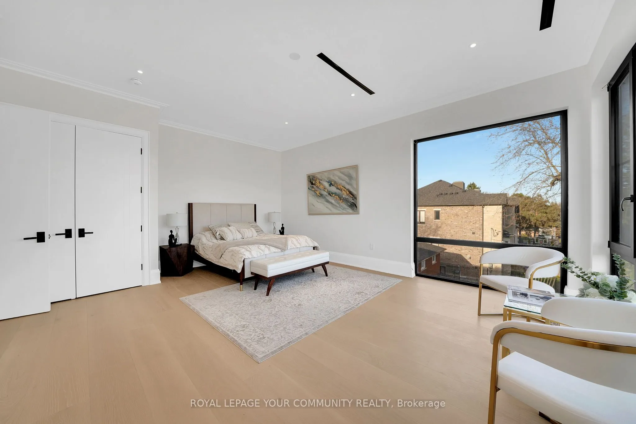 8 Poplar Drive