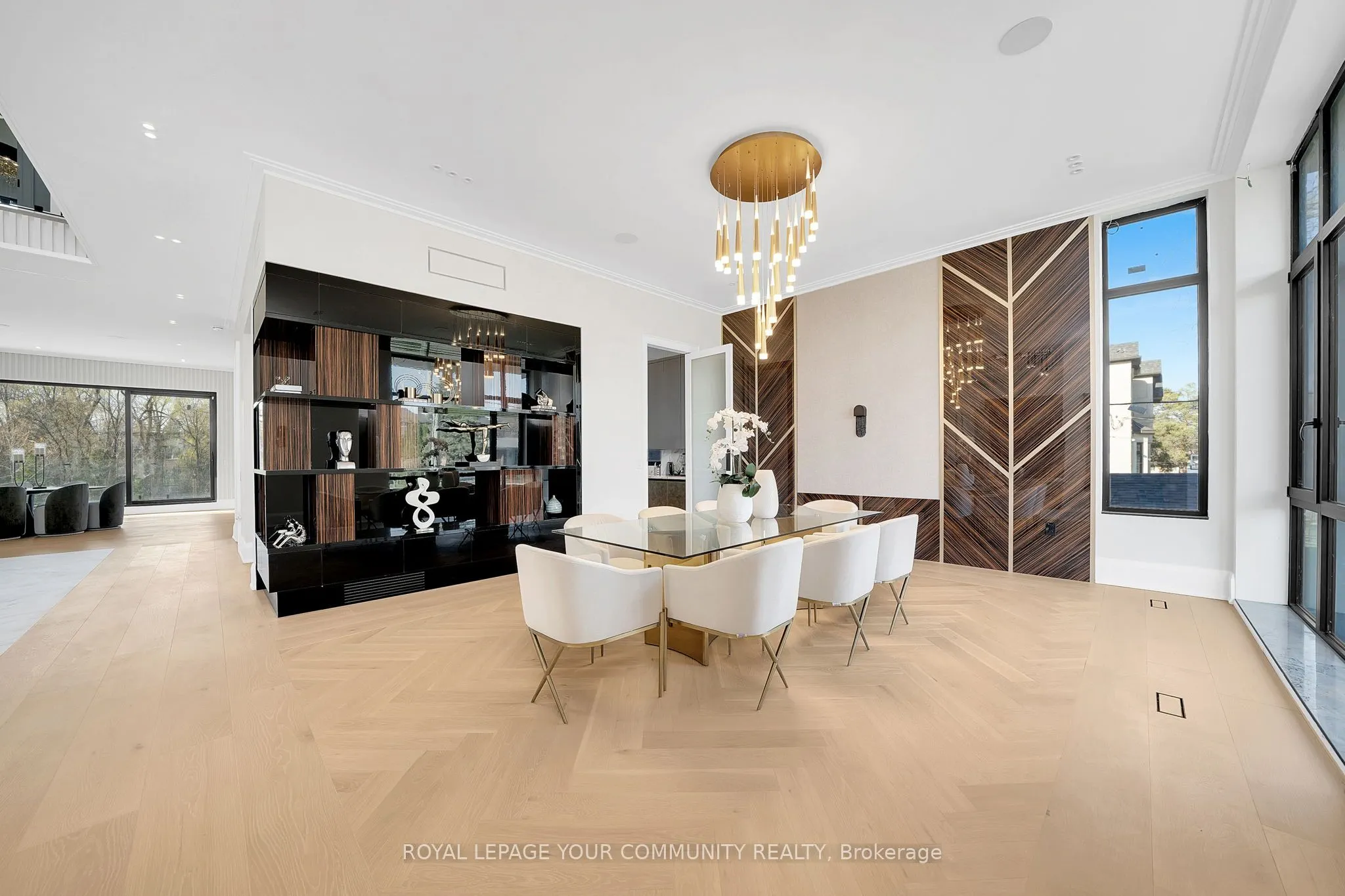 8 Poplar Drive