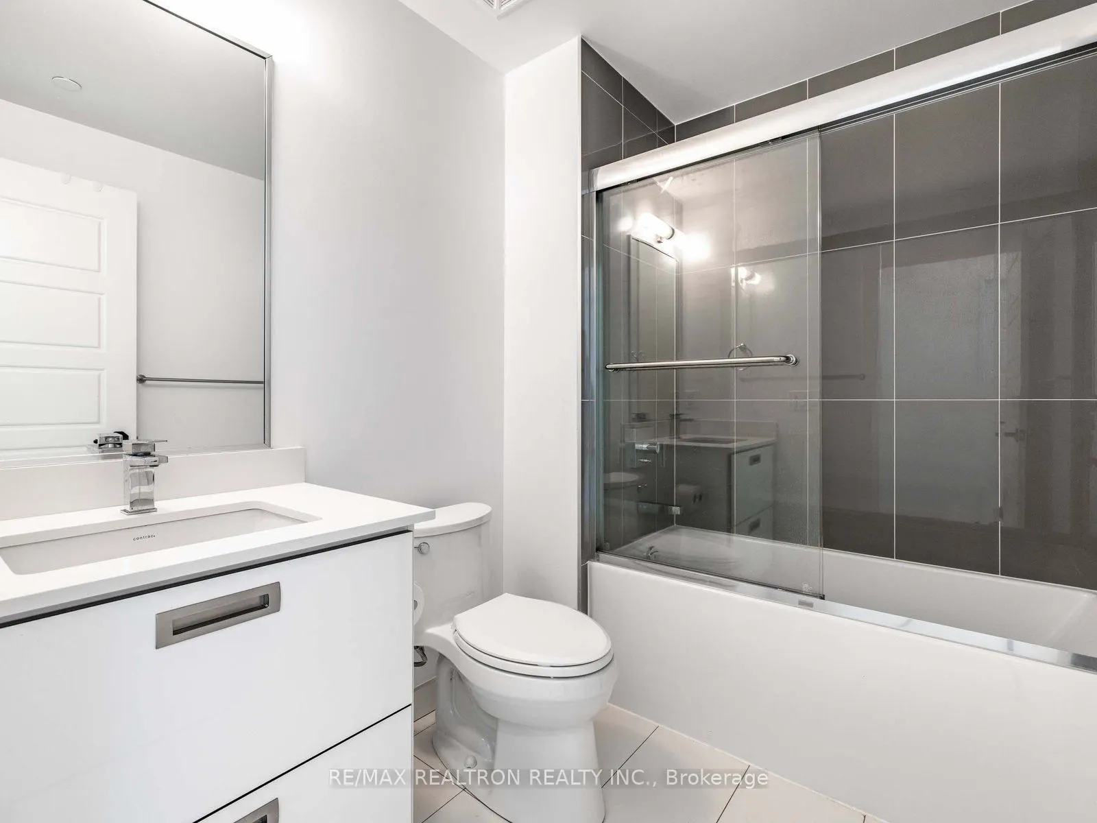 415 Sea Ray Avenue #101