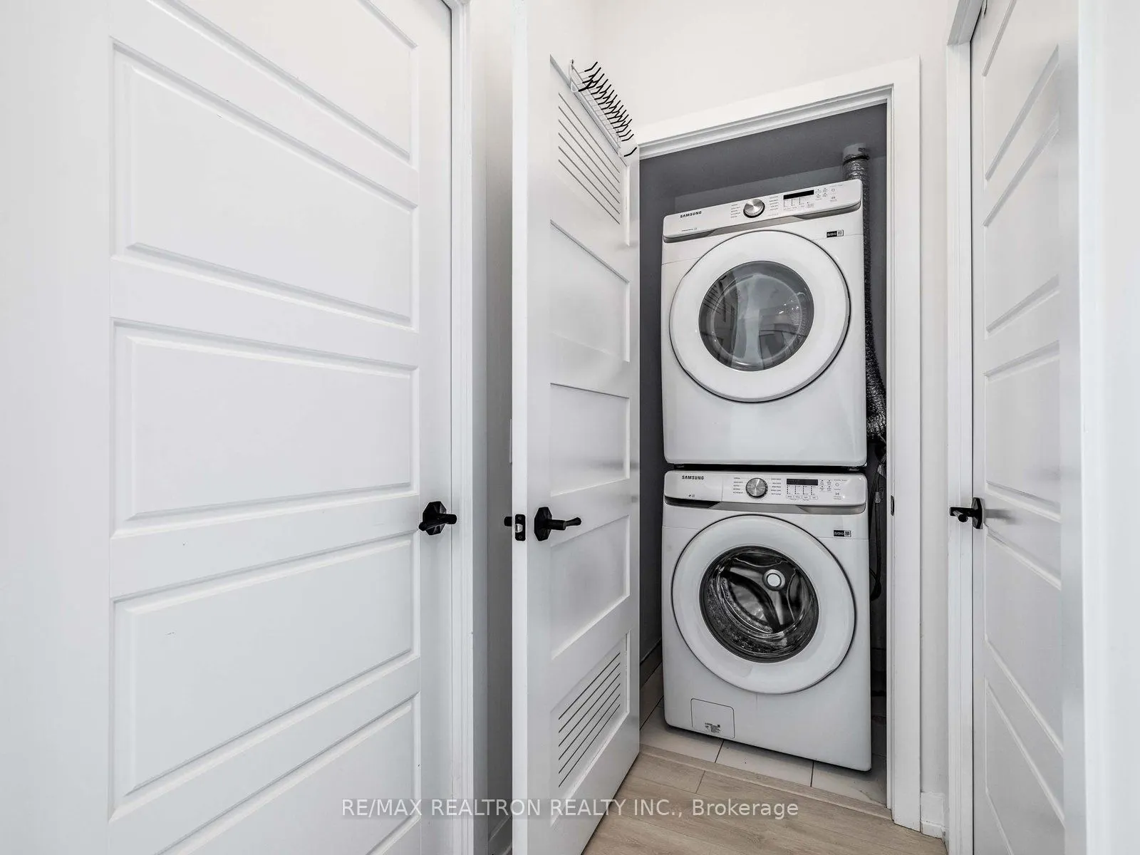 415 Sea Ray Avenue #101