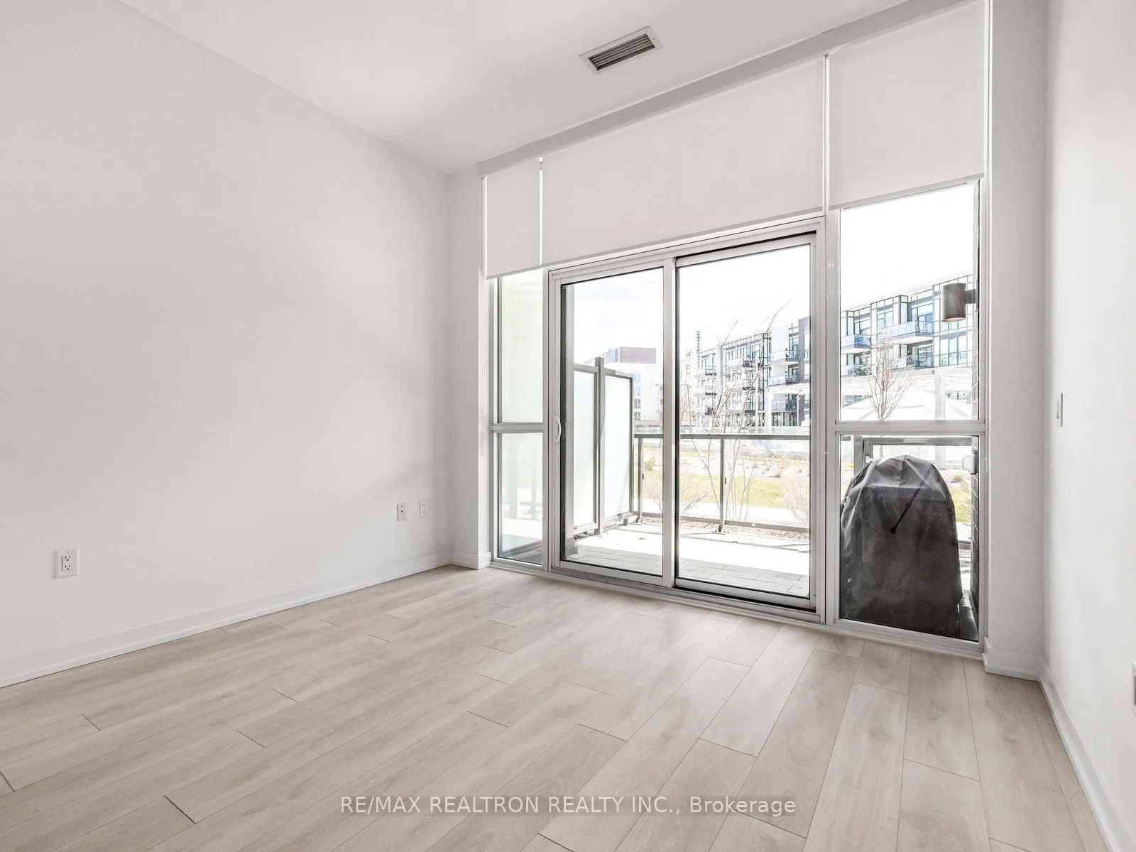415 Sea Ray Avenue #101