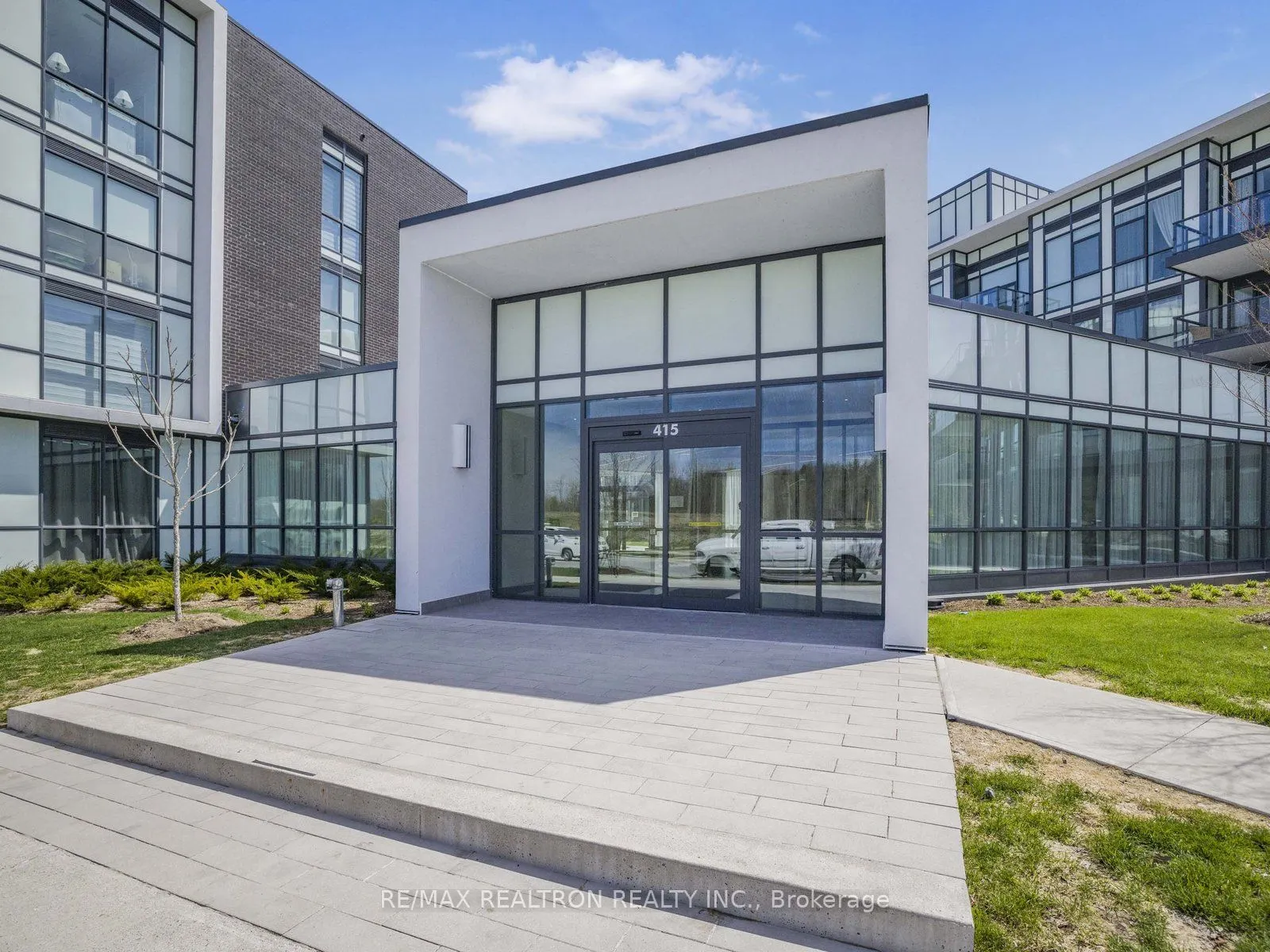 415 Sea Ray Avenue #101