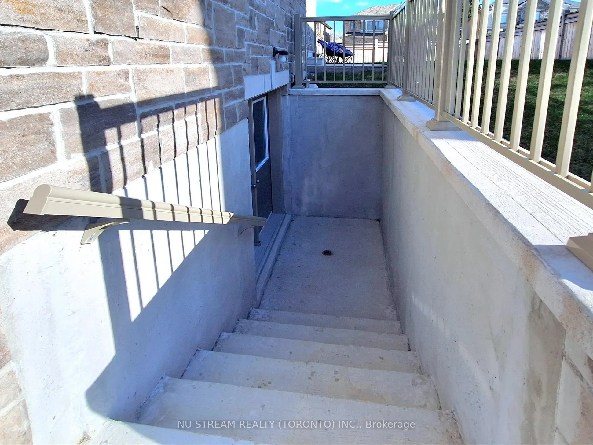 2 Pietrowski Drive