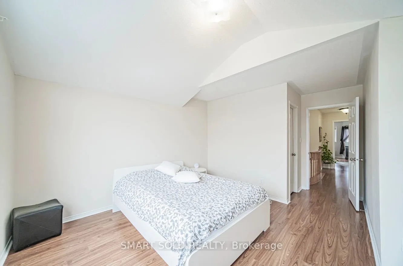 15 Brumstead Drive N