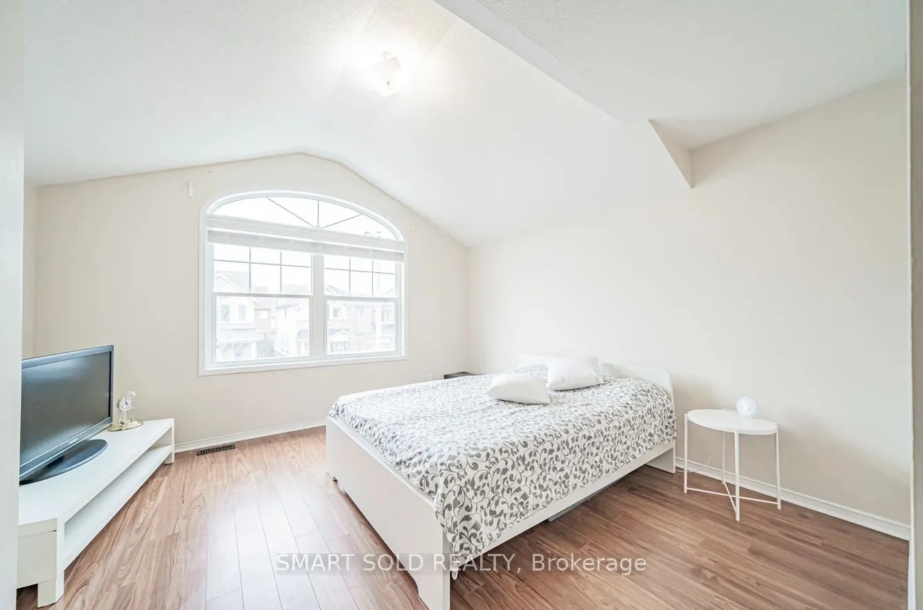 15 Brumstead Drive N