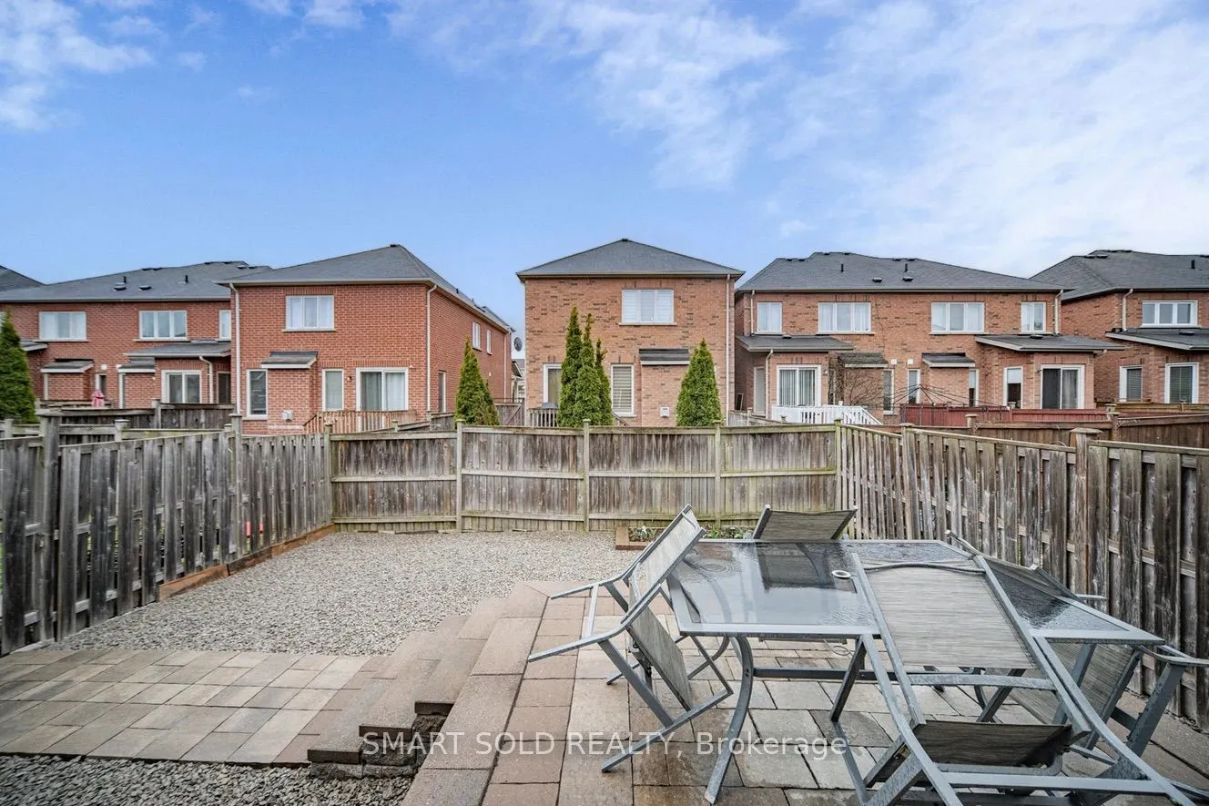 15 Brumstead Drive N