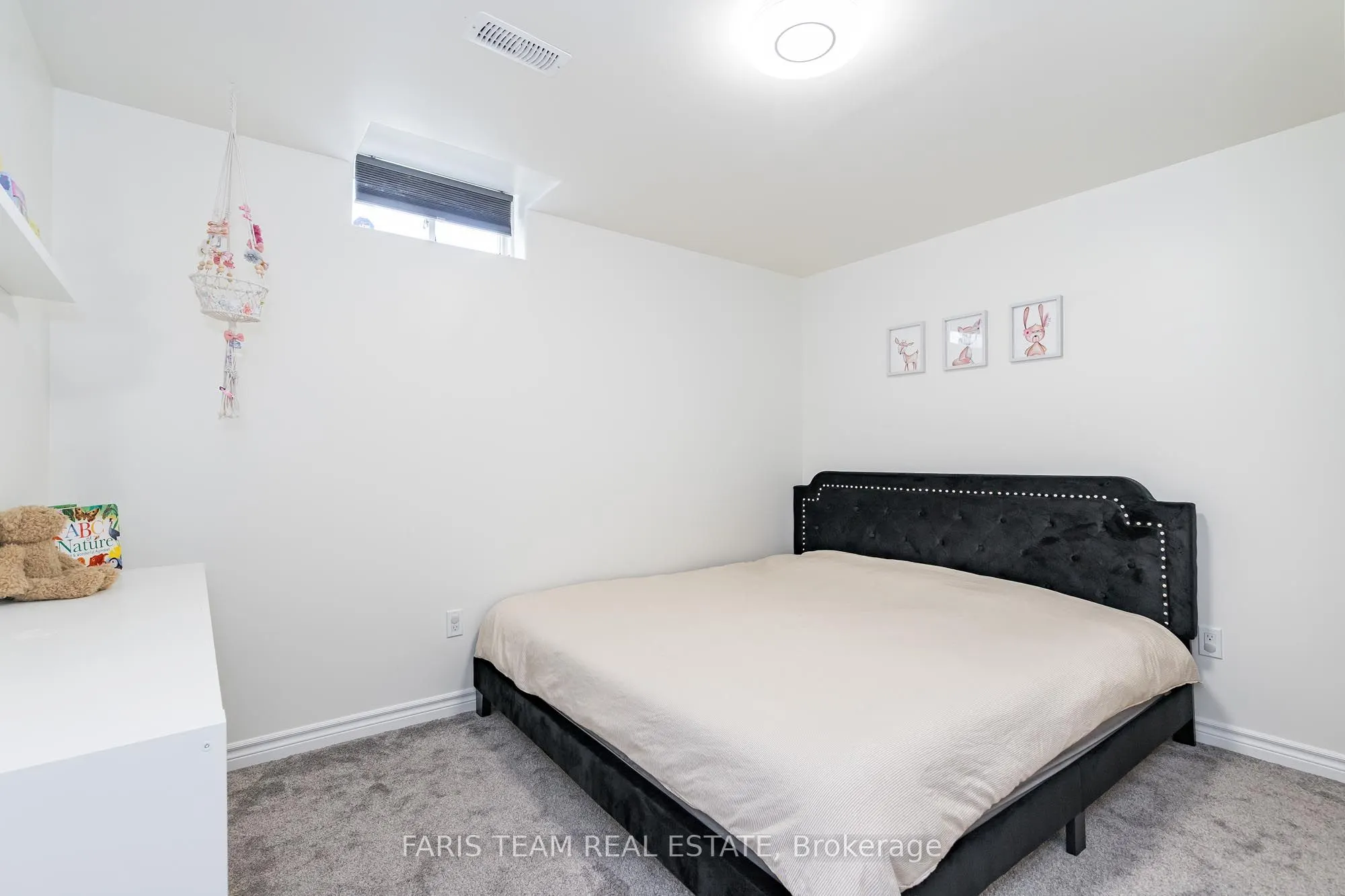 87 Truax Crescent