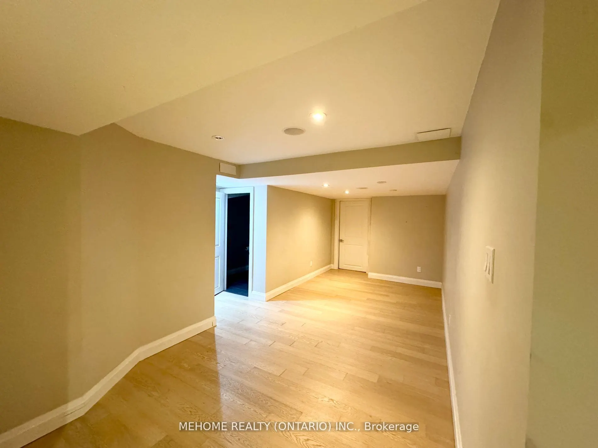 9 Ridgecrest Road