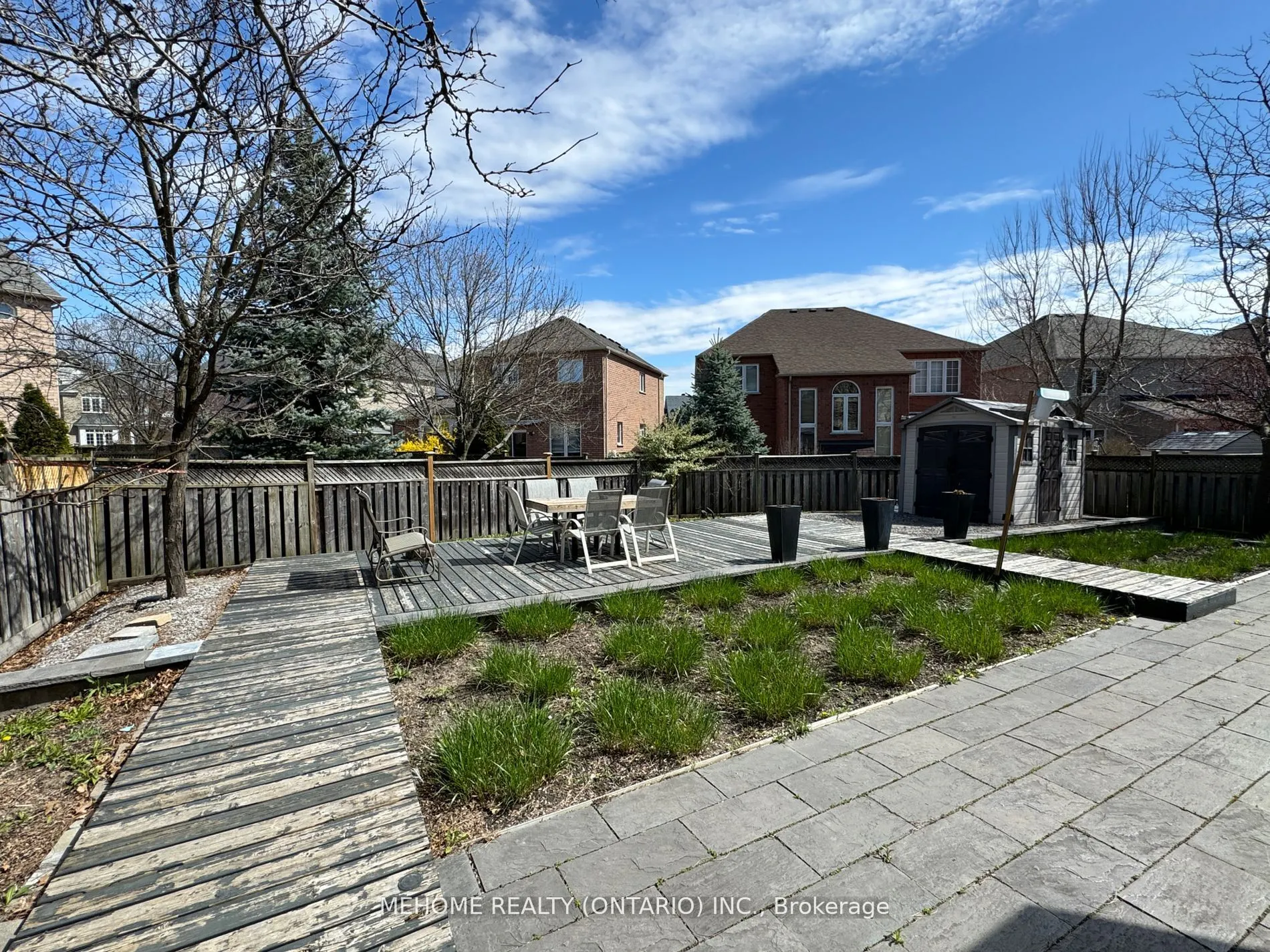9 Ridgecrest Road