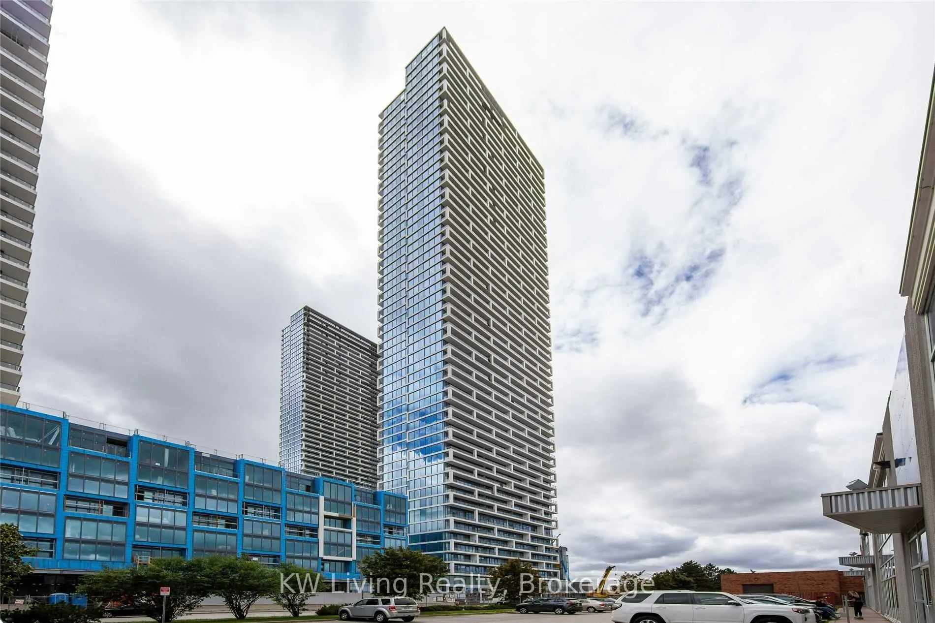 7890 Jane Street, #Ph06