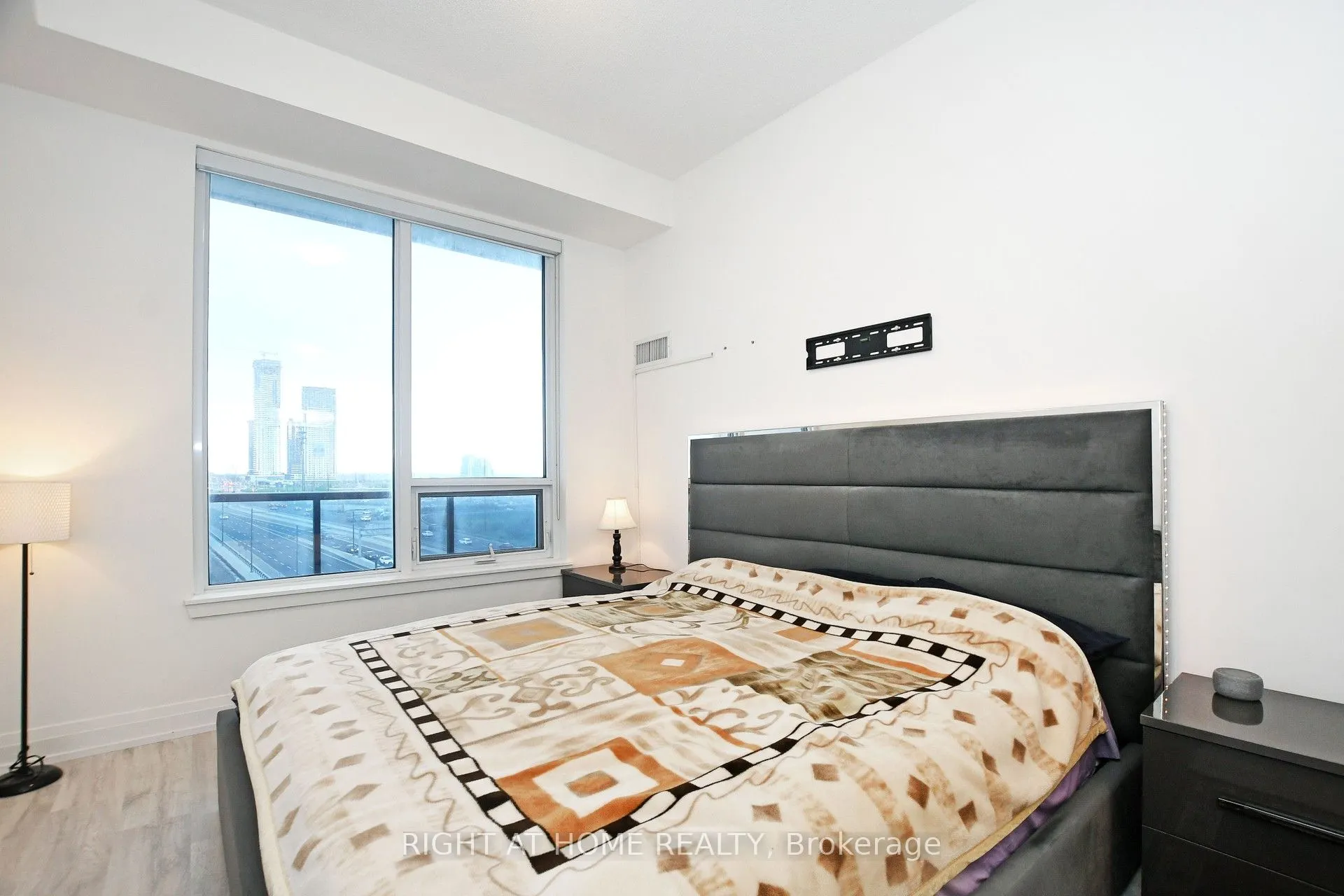 3600 Hwy 7 Road, #720