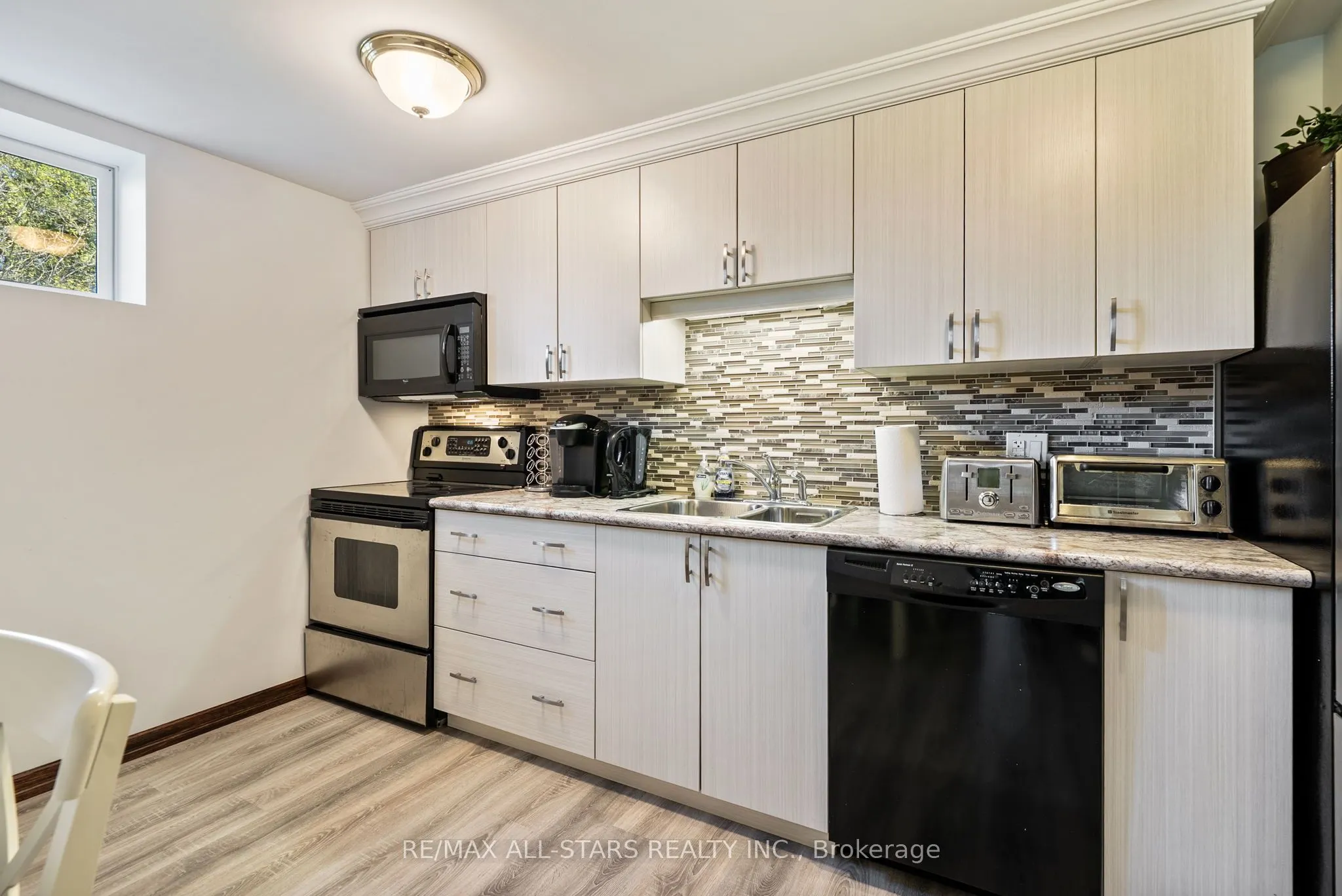 396 Ashworth Road