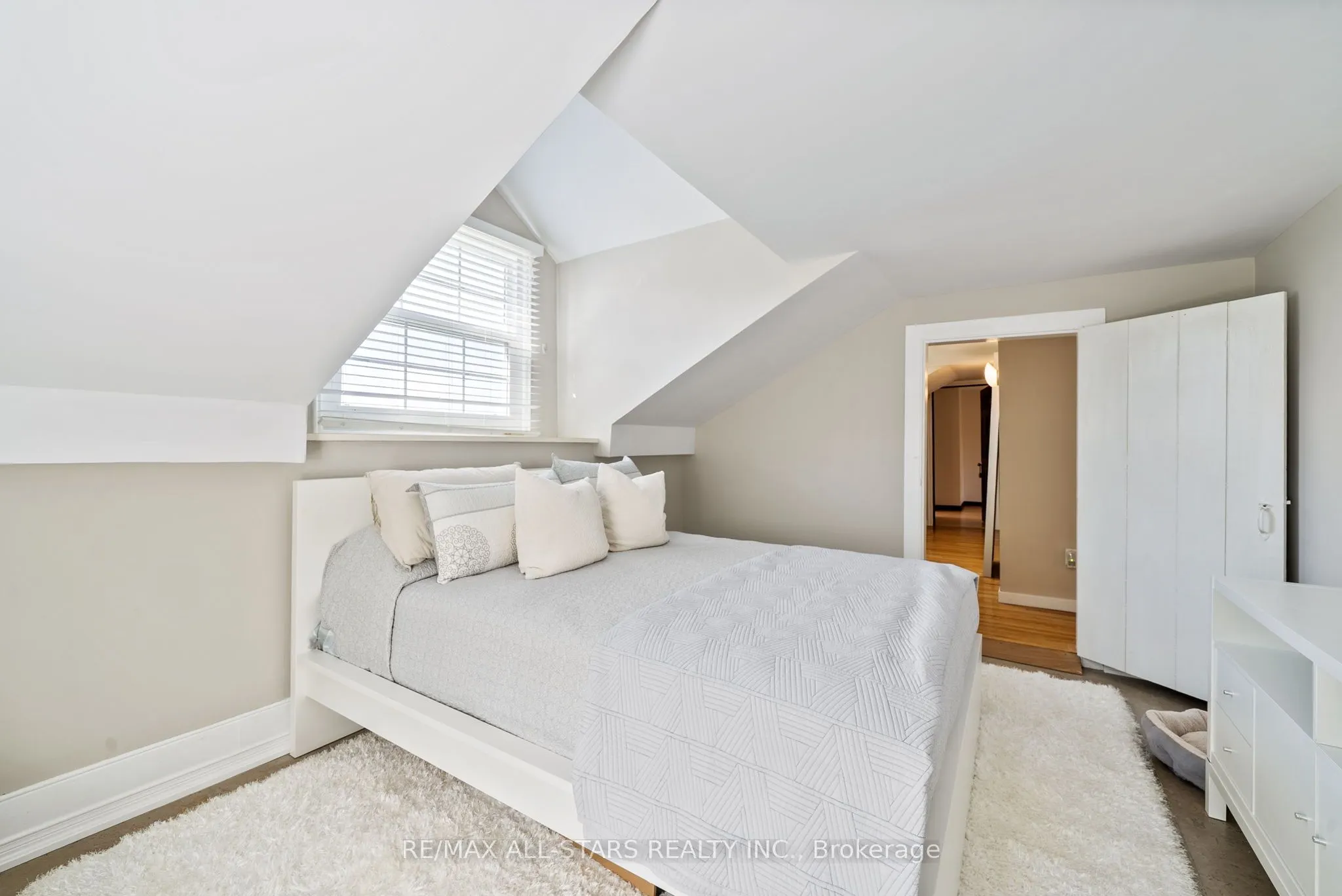 396 Ashworth Road
