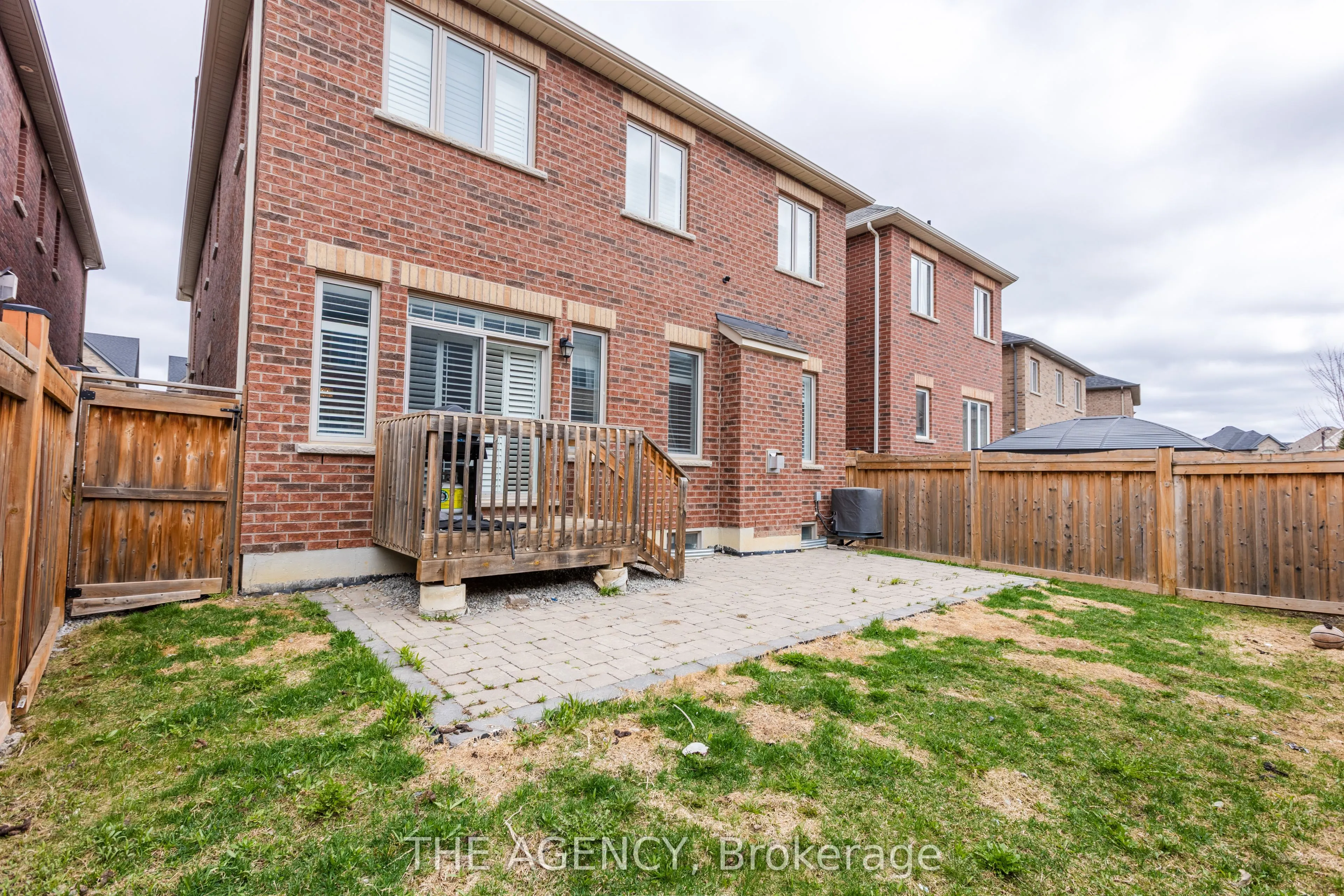 20 Nocturne Avenue