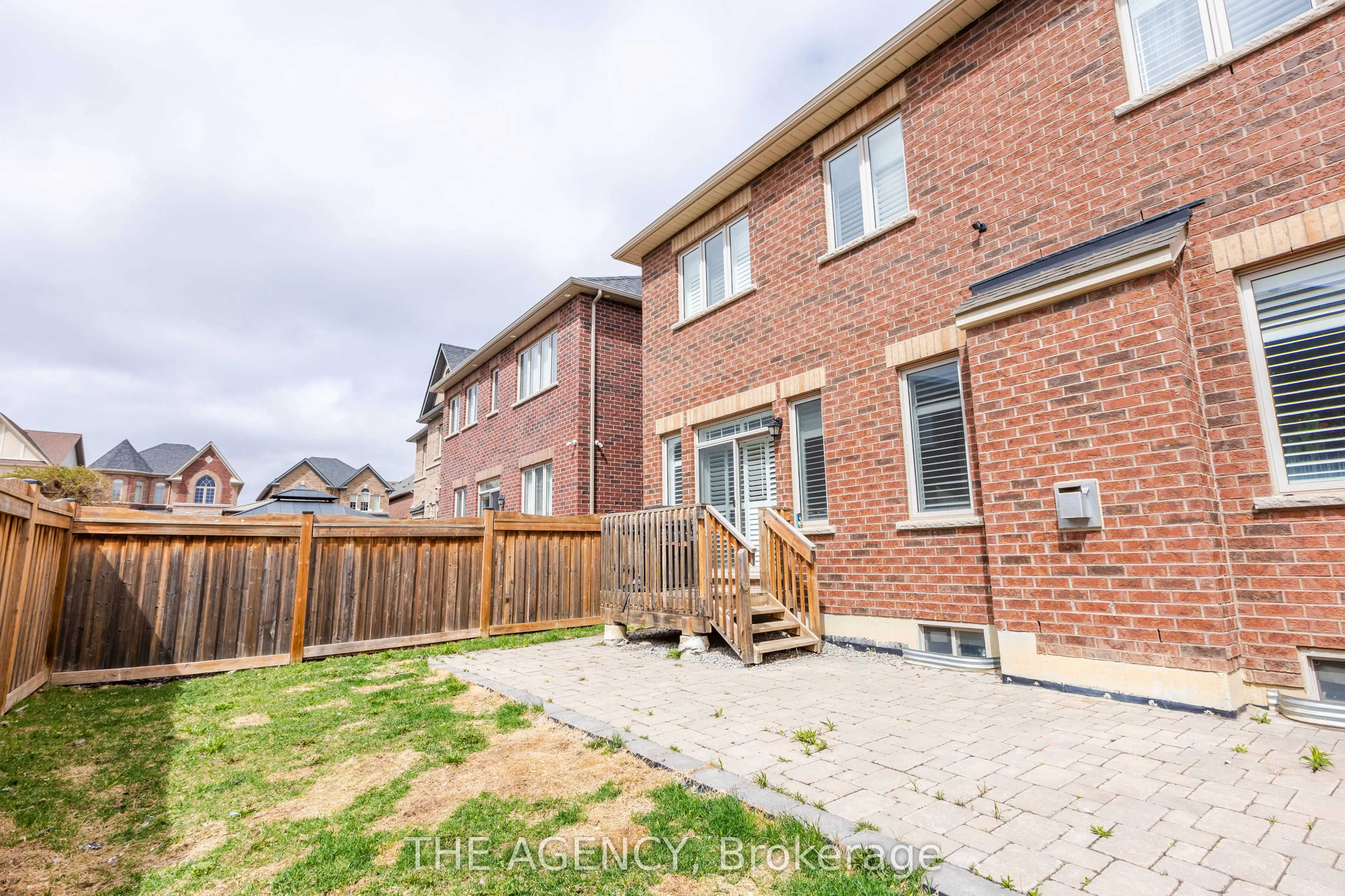 20 Nocturne Avenue