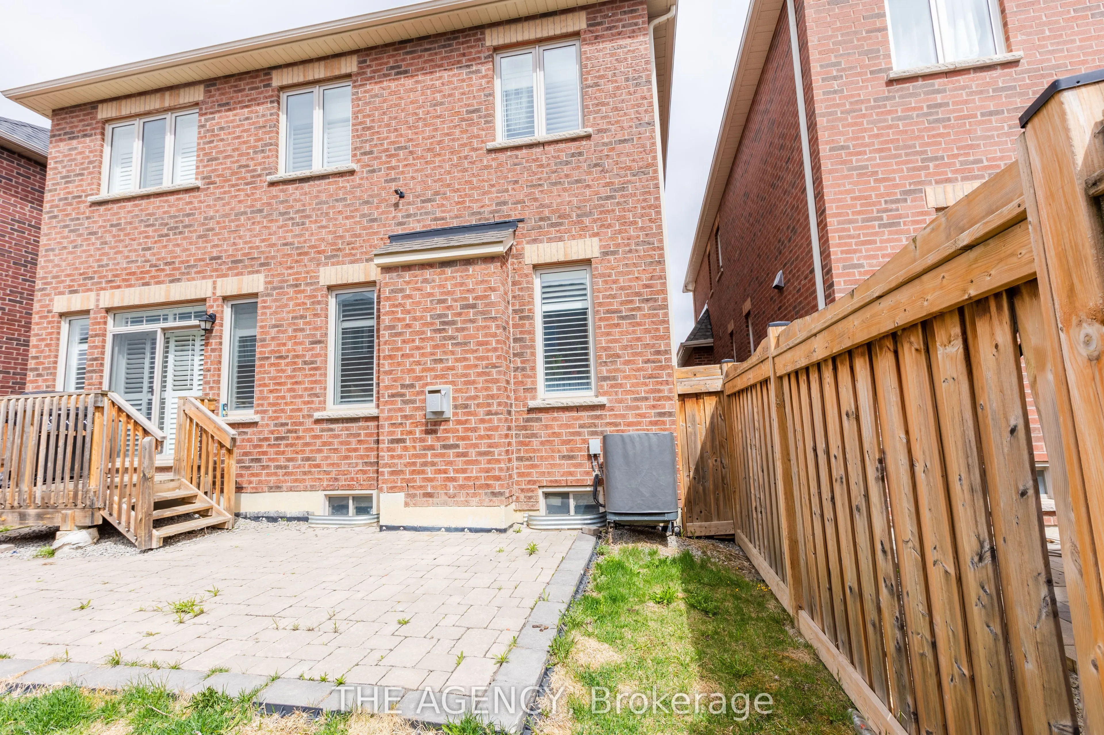 20 Nocturne Avenue