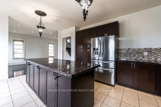 558 Ilan Ramon Boulevard