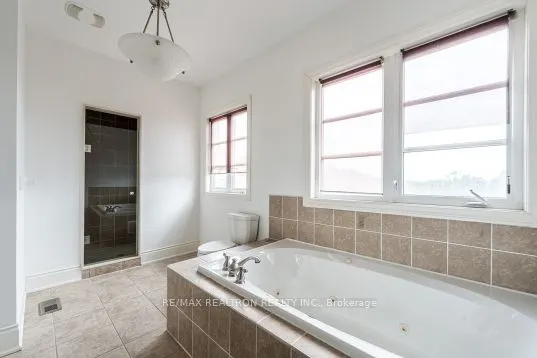 558 Ilan Ramon Boulevard