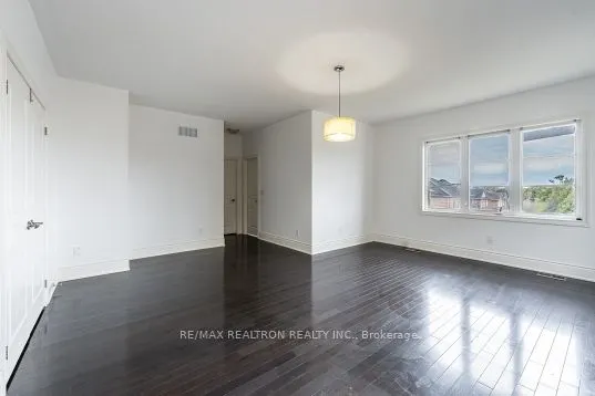 558 Ilan Ramon Boulevard
