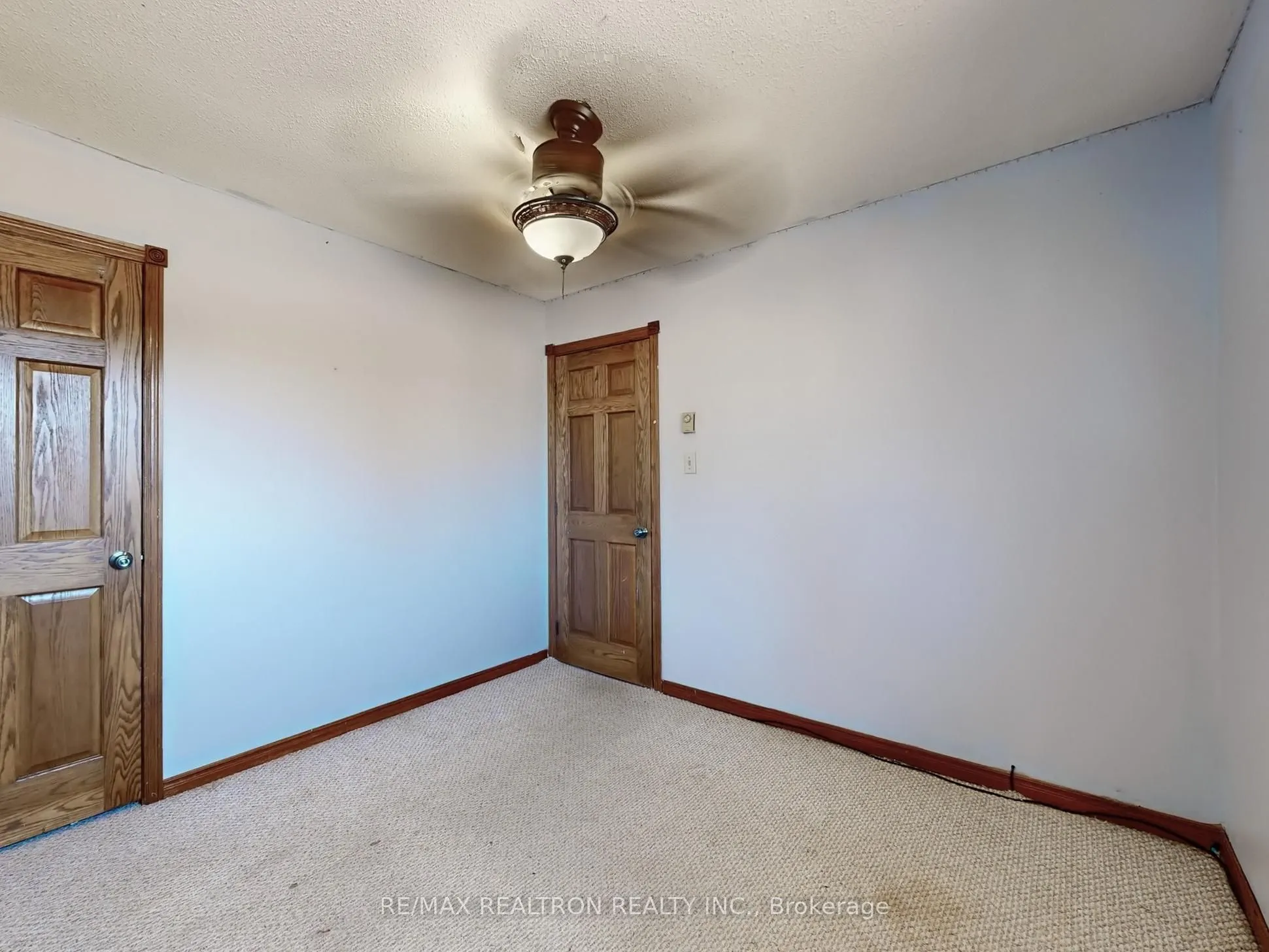25 Shirlea Boulevard