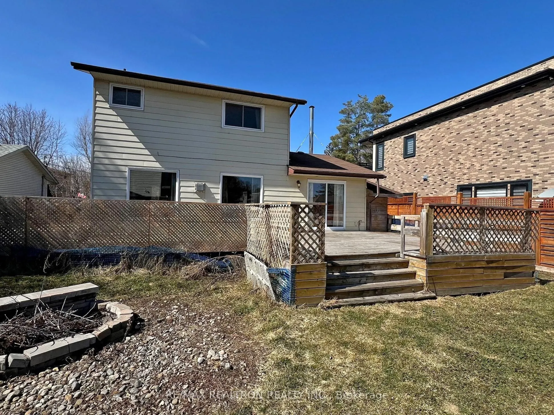 25 Shirlea Boulevard