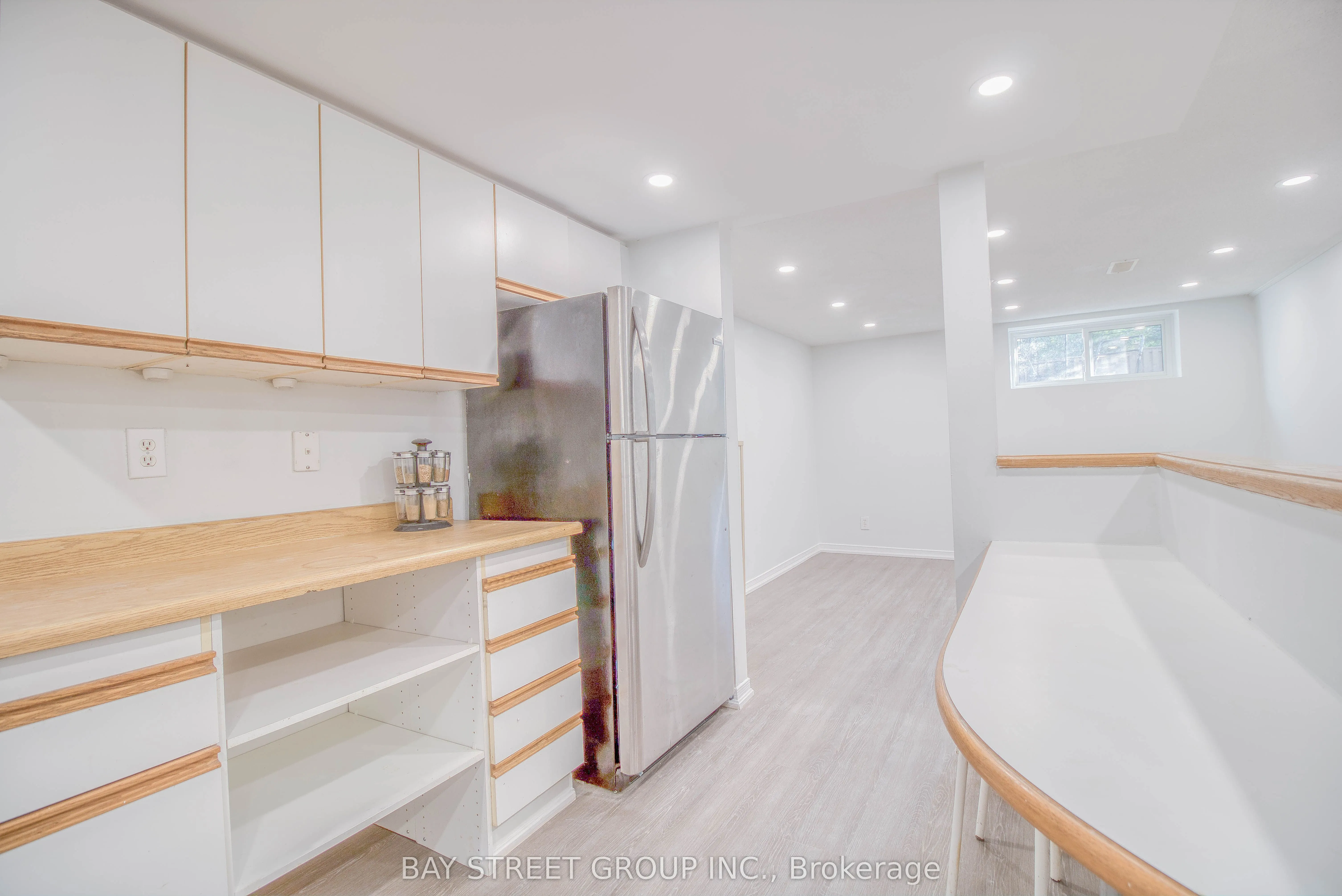 65 Davis Road