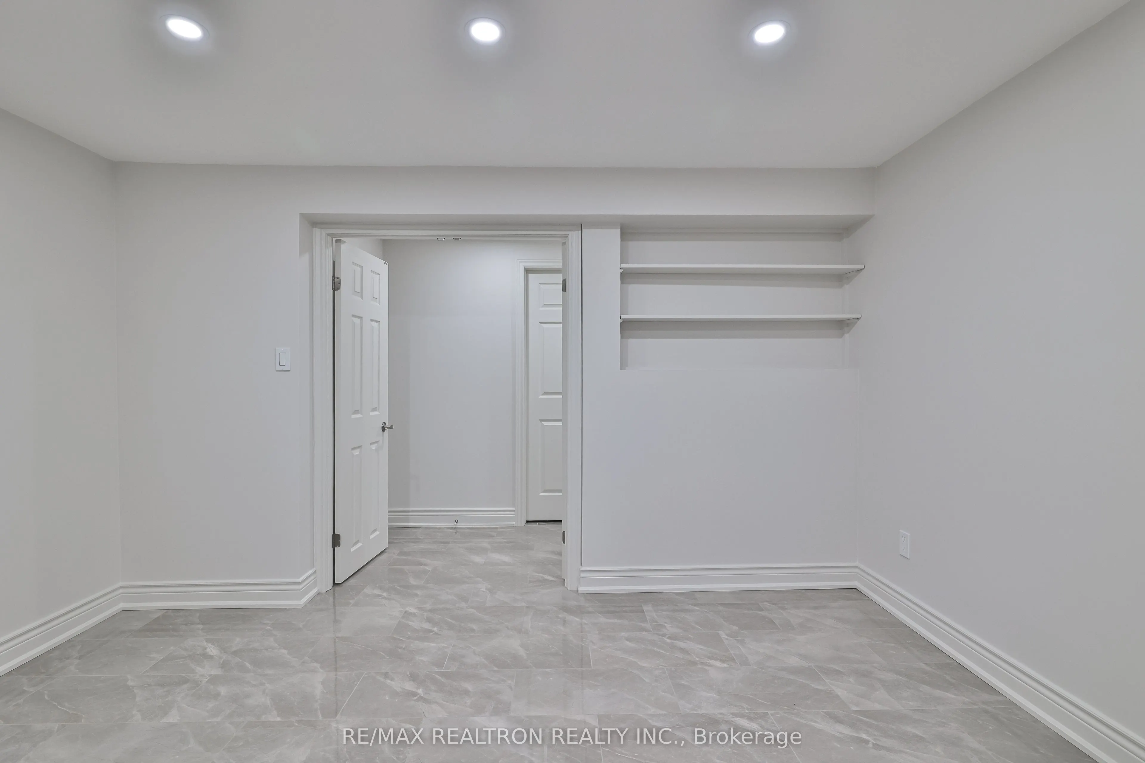 212 Barhill Road
