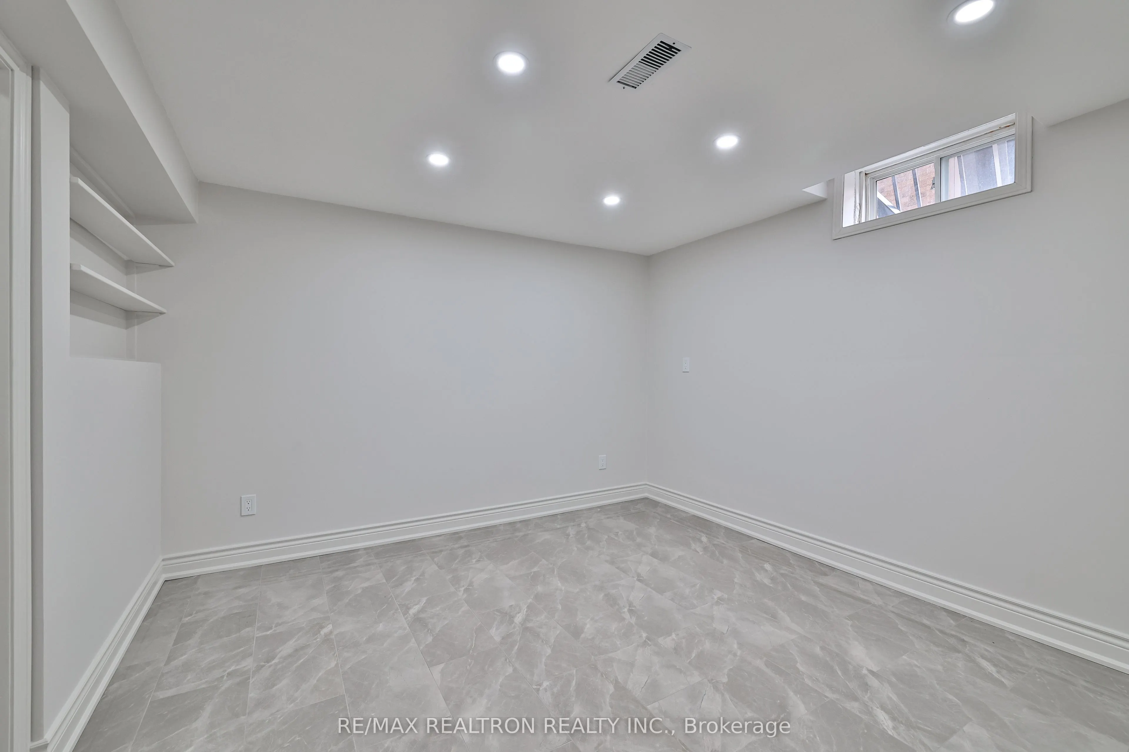 212 Barhill Road
