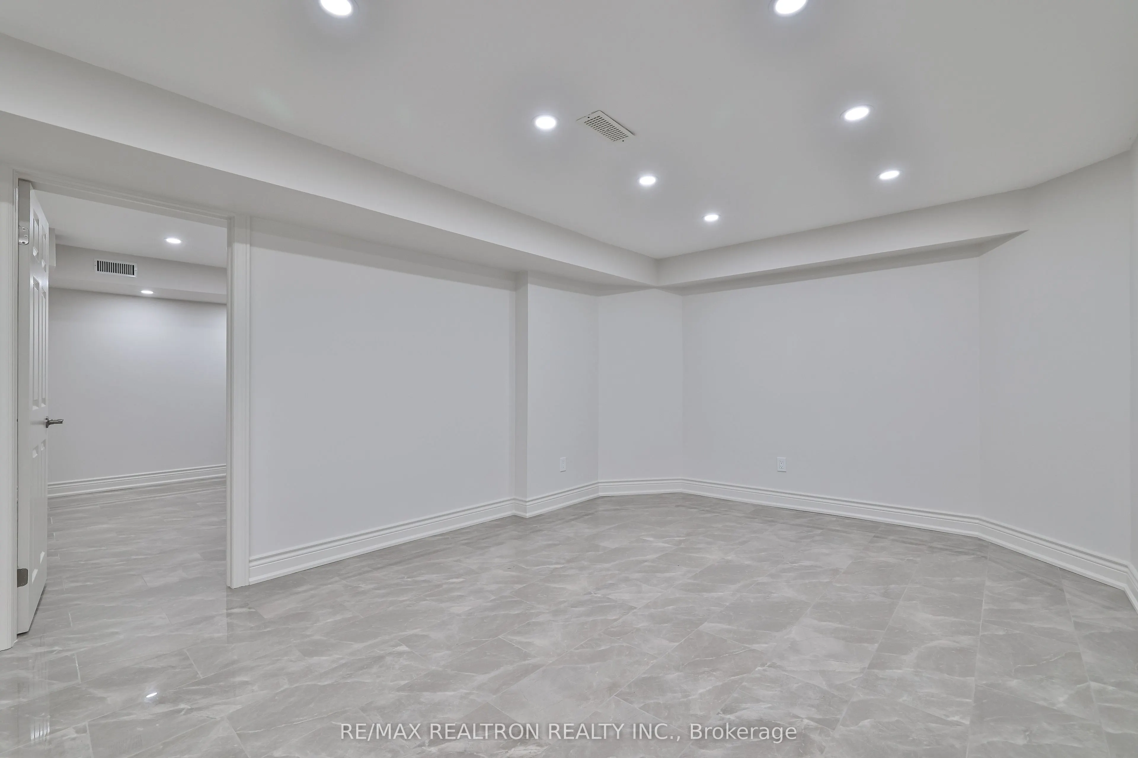 212 Barhill Road